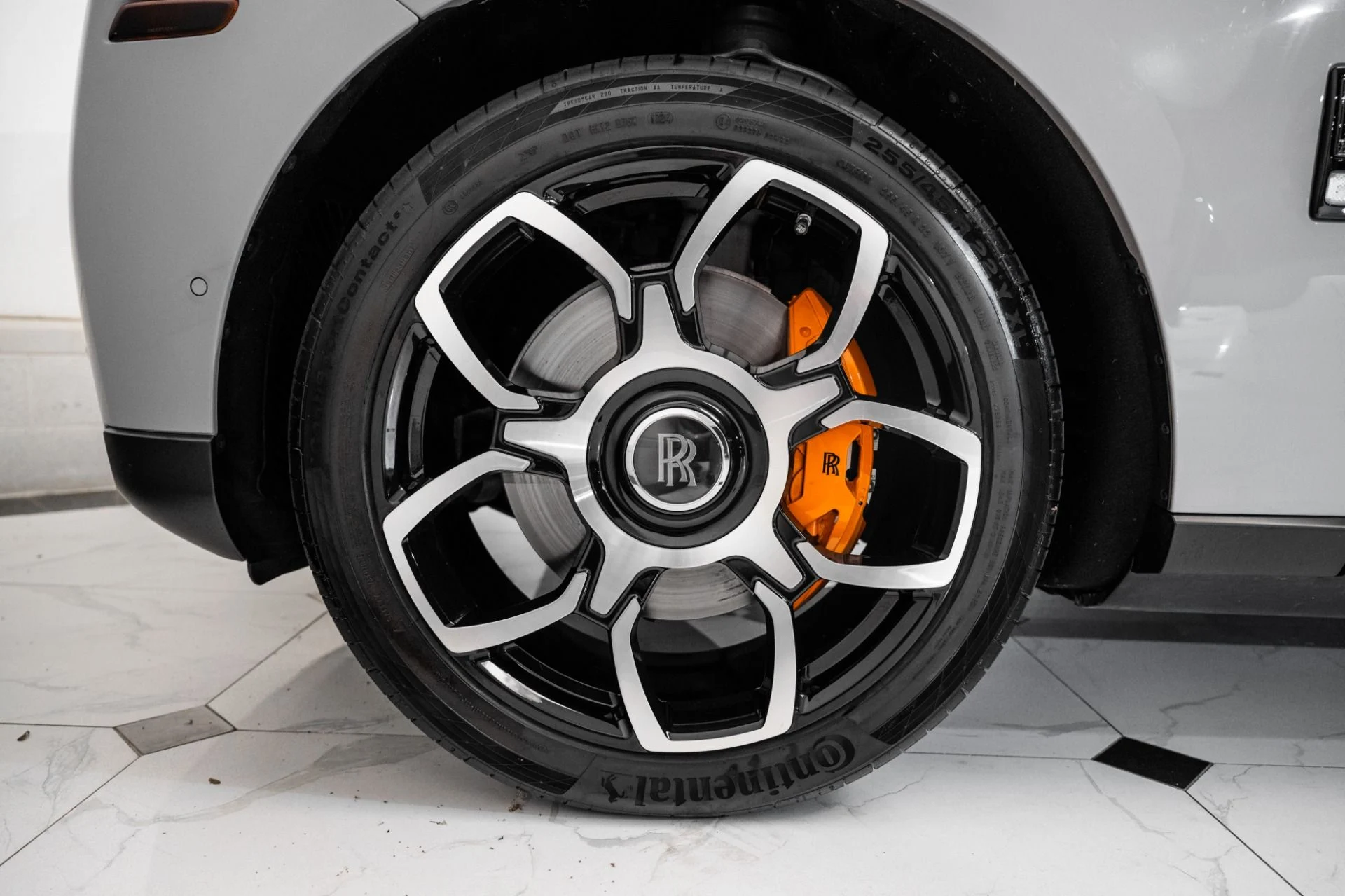 mph012_1858154337_Used_2022_Rolls_Royce_Cullinan_1753976642_8620a58e41