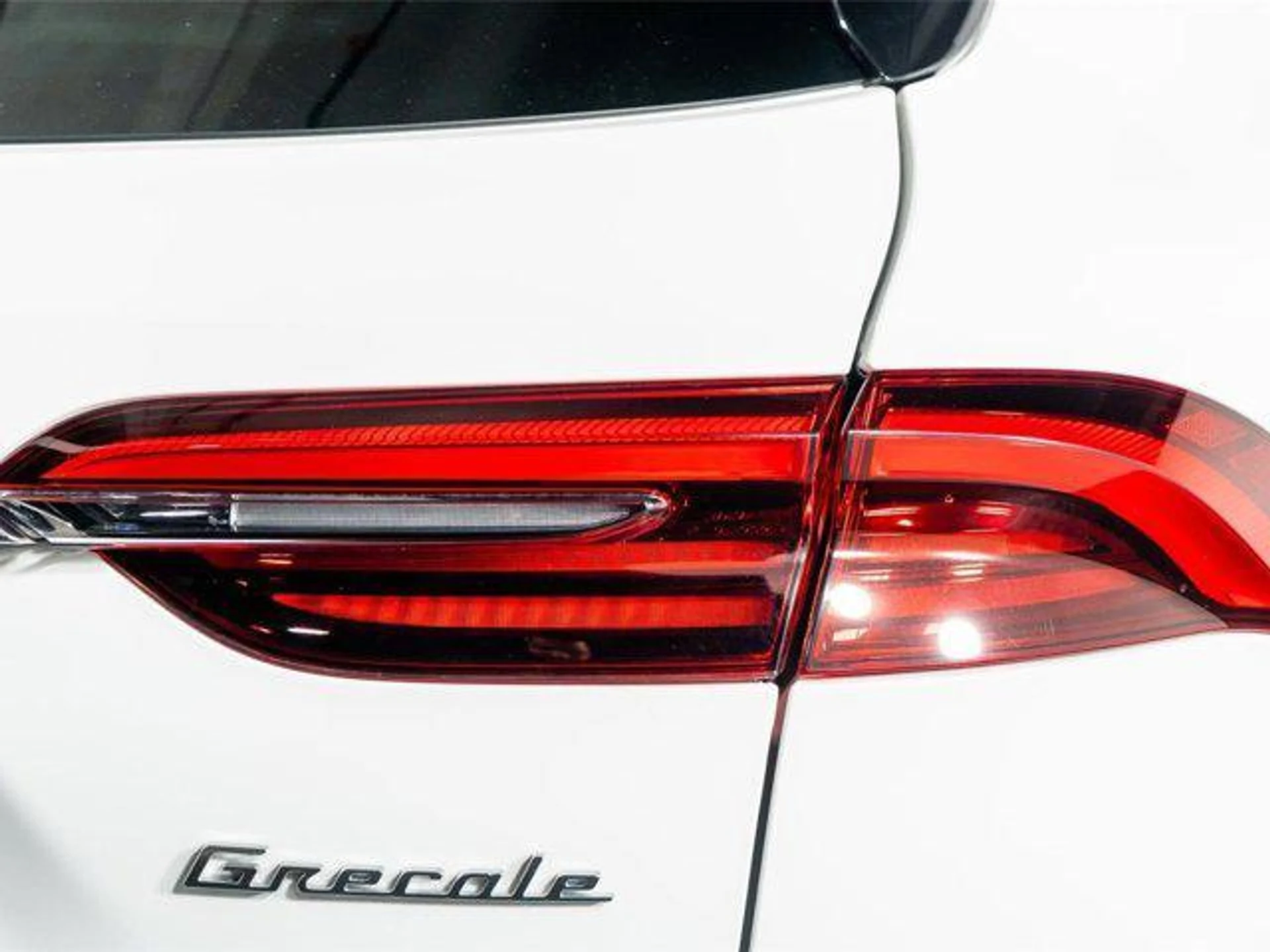 mph012_1865668024_r4a_Tg5iq_Gd_Eue0yxj_QJEE_Iv_Cj_AI_7c3bd91ee0