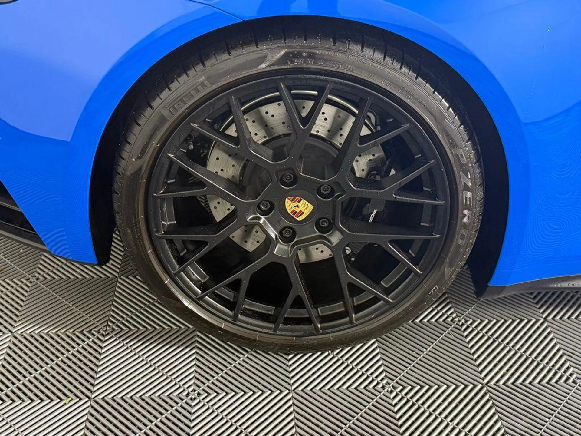 mph012_1869023759_M_w_Hr5_Q56nbd1mf_C1vvs_D3_GPF_7w_0f987134af