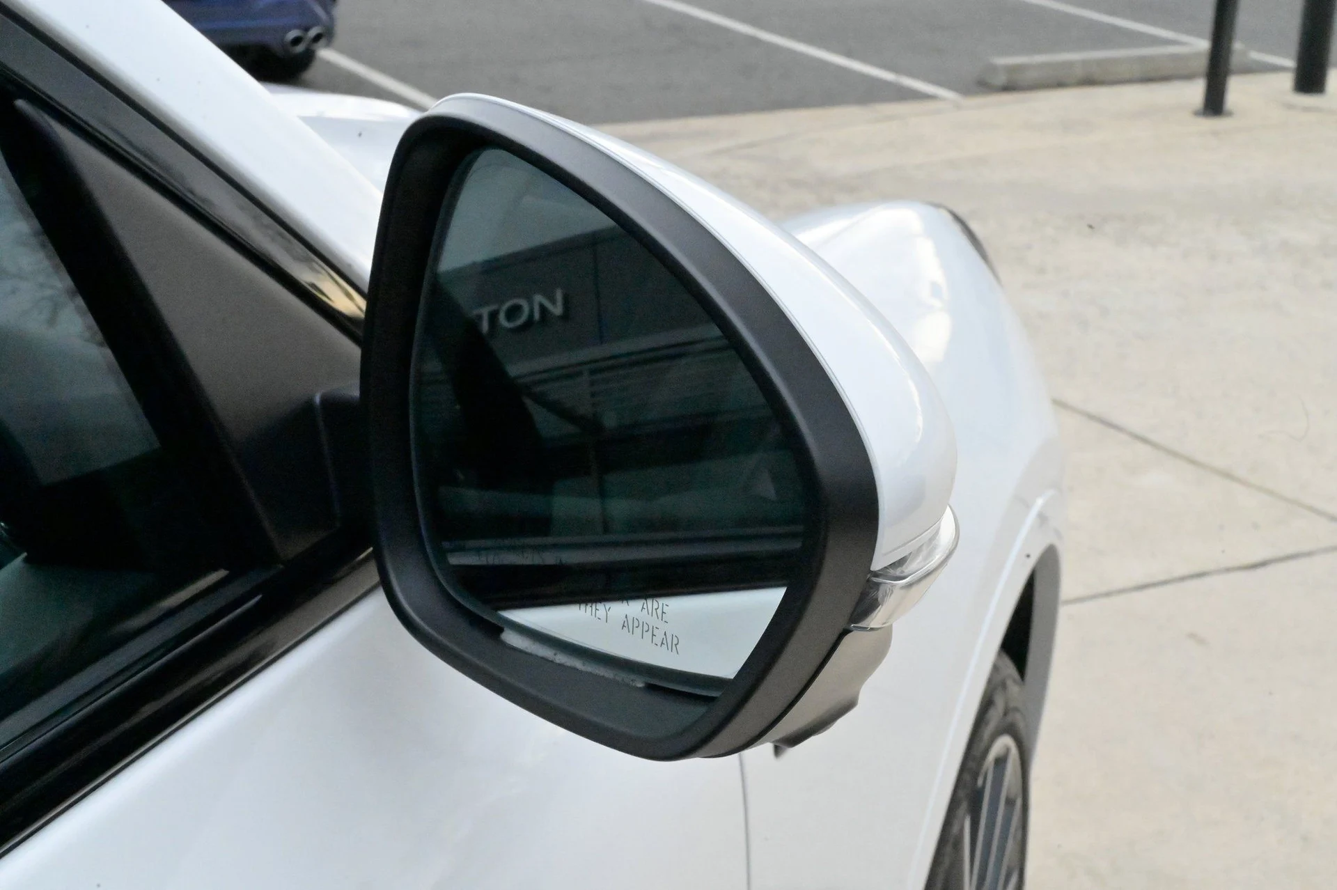 mph012_187360548_c7058002dbe944549e3e4b4345e36b74_af18ba951e