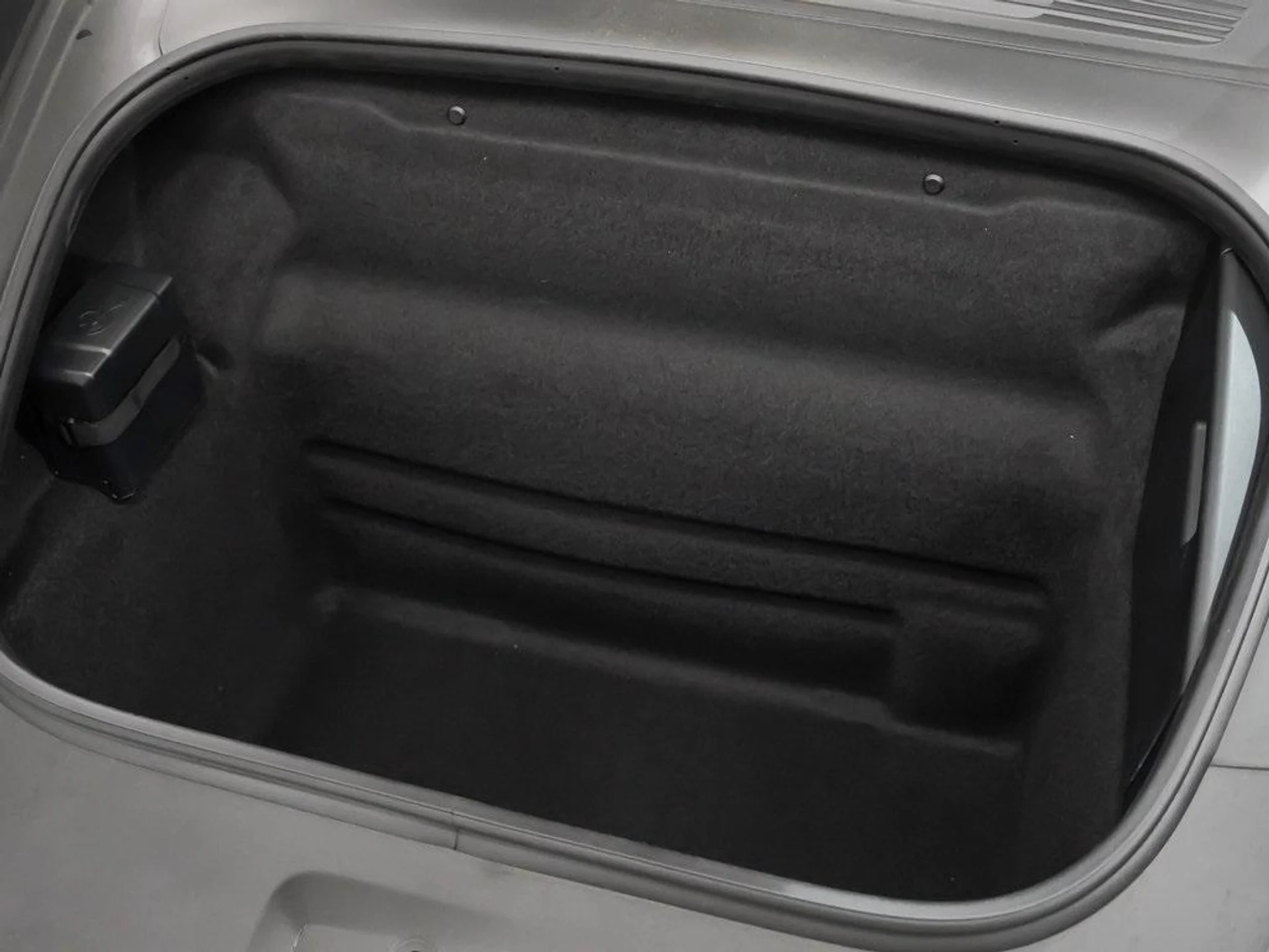 mph012_1873613223_ba_Fau6_Oo3xzs_WG_6xi_Pcp_Jnz_Ur_Ls_8f5f5460f2