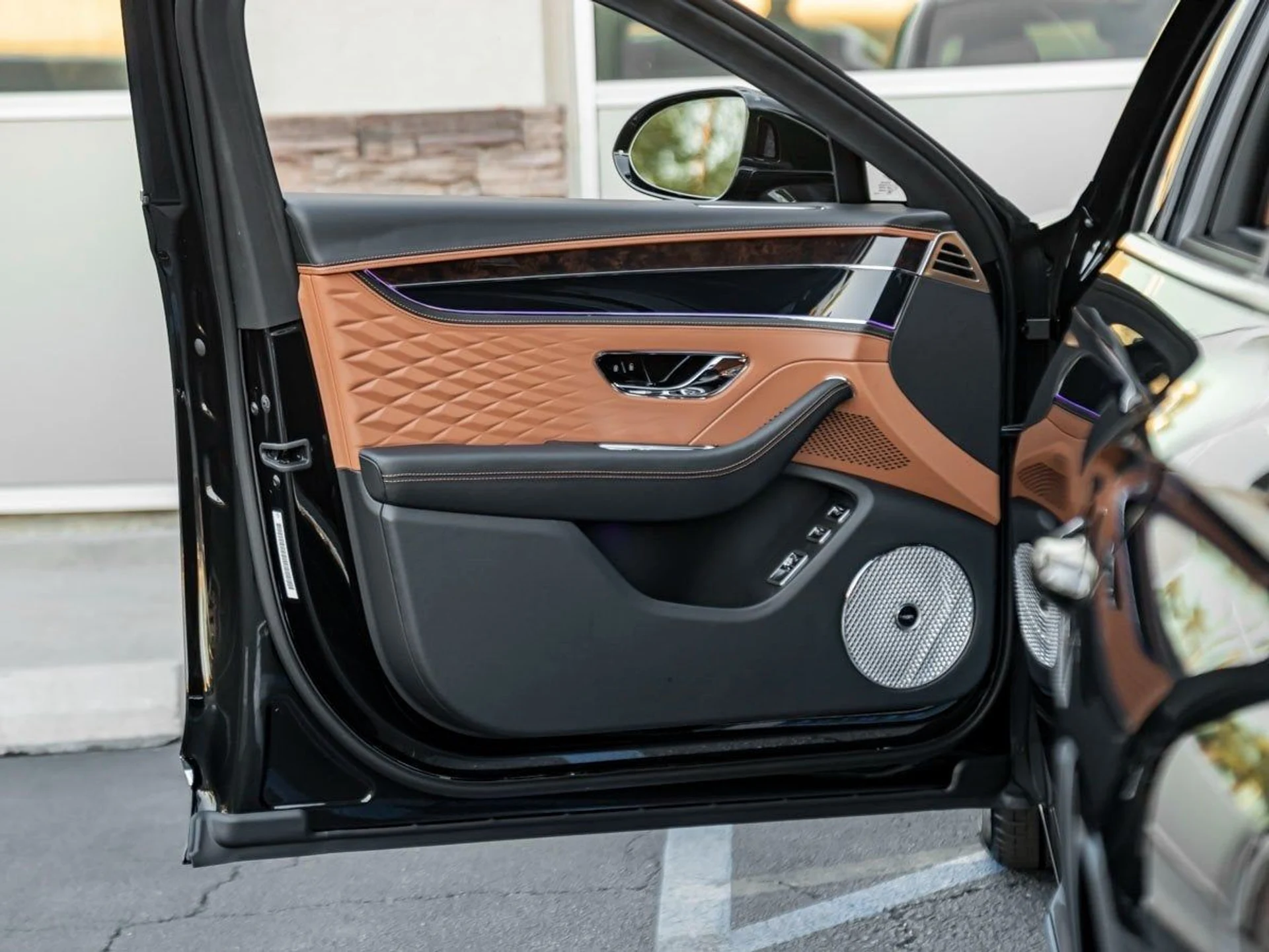 mph012_1874843679_13_c43ef8ef92