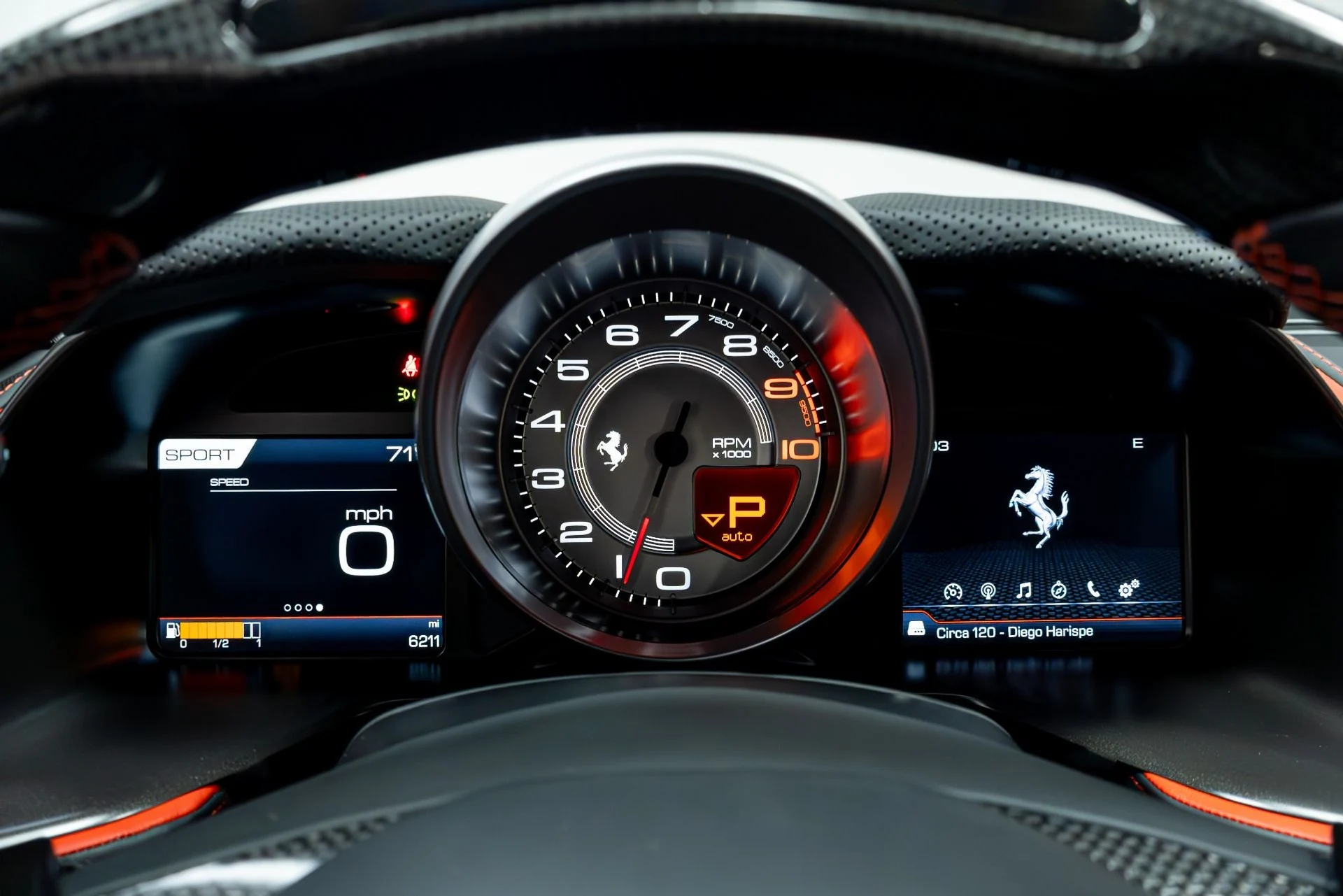 mph012_1874908712_Used_2018_Ferrari_812_Superfast_1777416678_2f05ce10fe