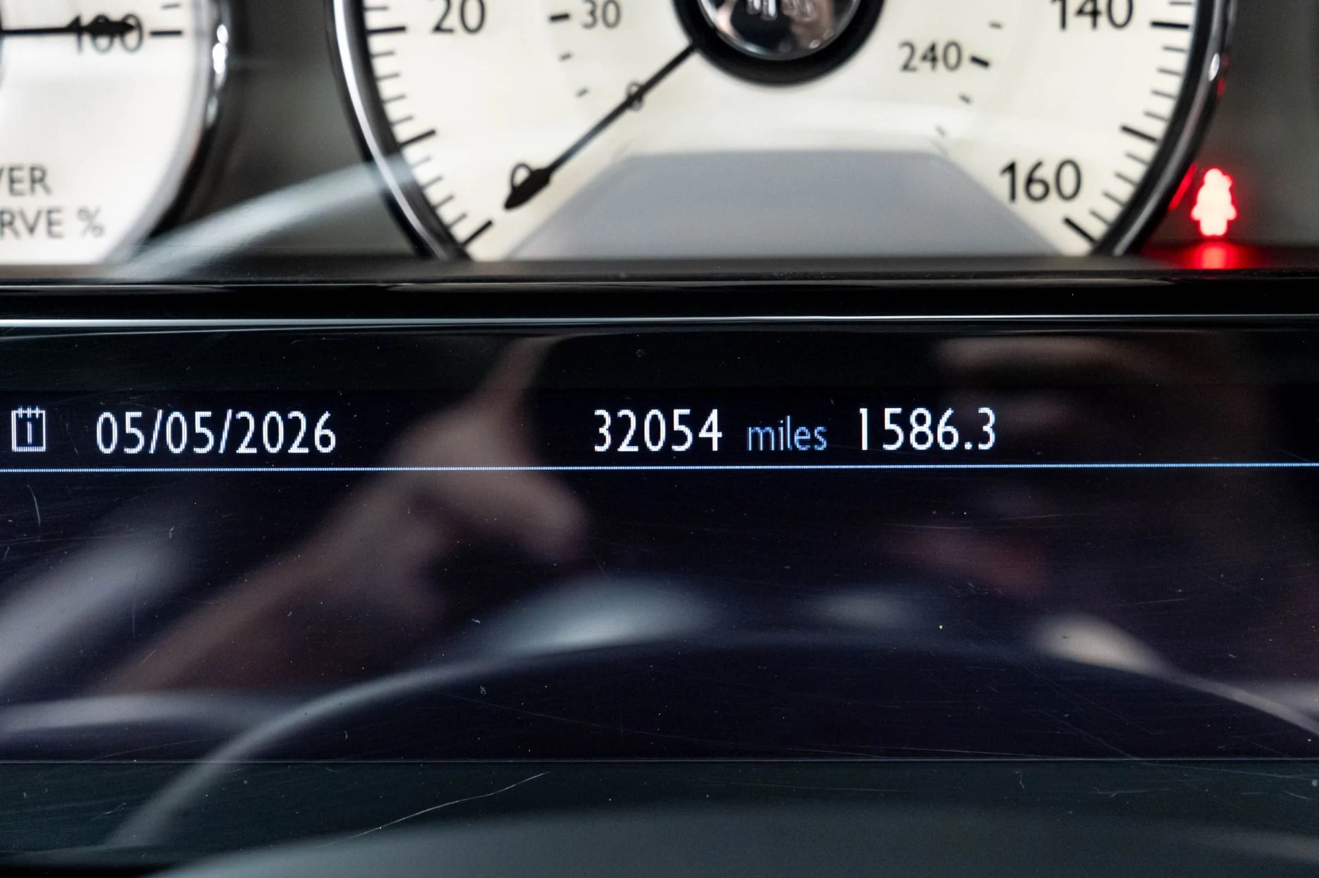 mph012_1882097676_Used_2012_Rolls_Royce_Ghost_1778014944_8a91763212