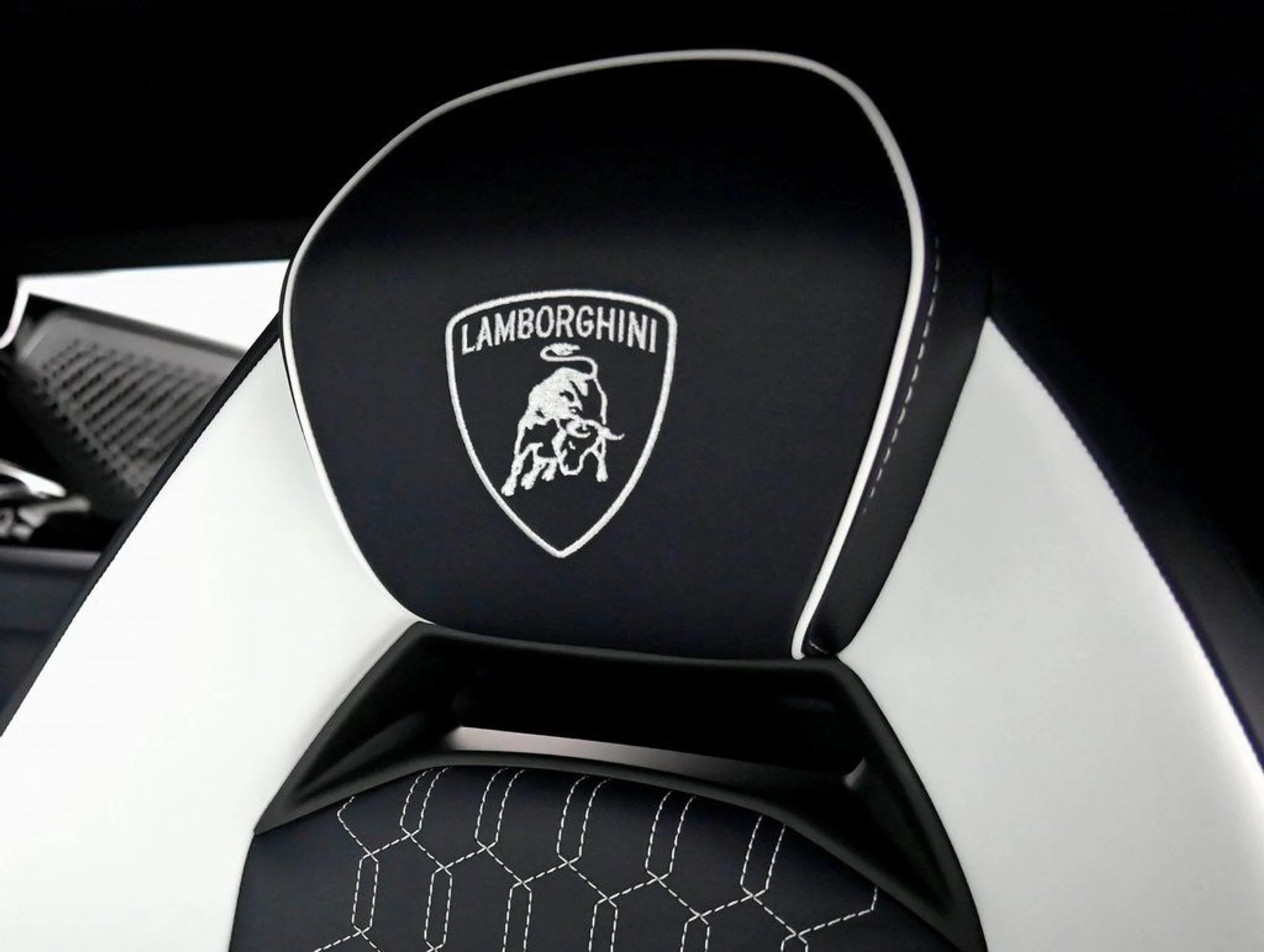 mph012_1887577183_13328e004cb389f533140372fa5a0358_8ce2a7a933