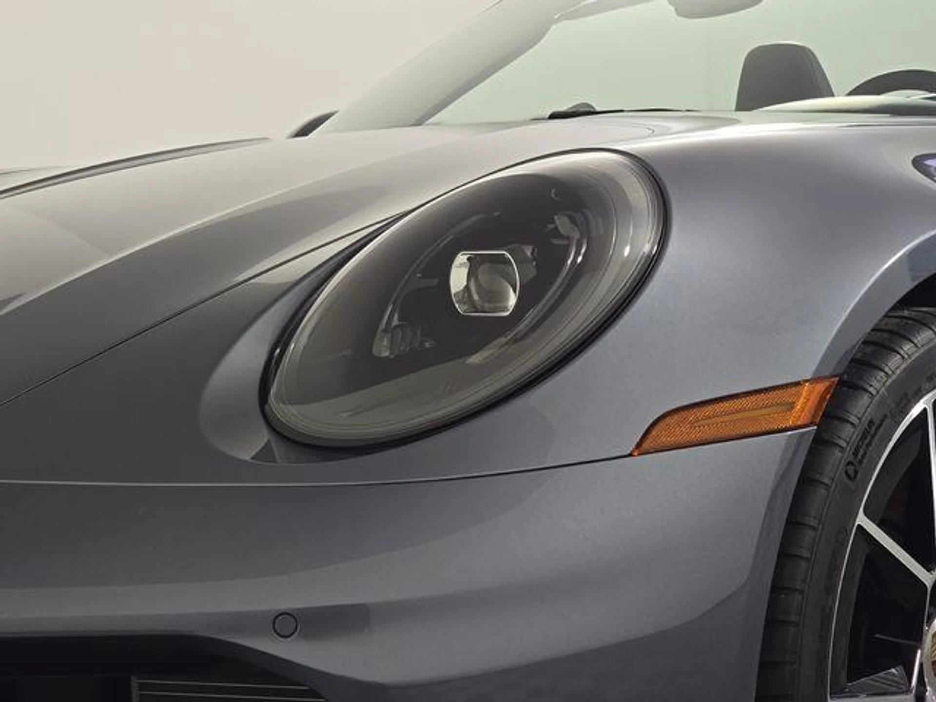 mph012_1888362011_ccue_N0_Cg6_EP_Oeda9_KQ_Pf7_Tgl_Kro_43d6d7074f