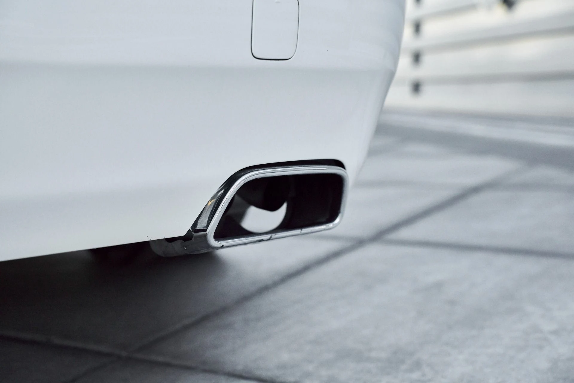 mph012_1894461897_Used_2017_Rolls_Royce_Dawn_Base_1764730538_55f6b3ac27