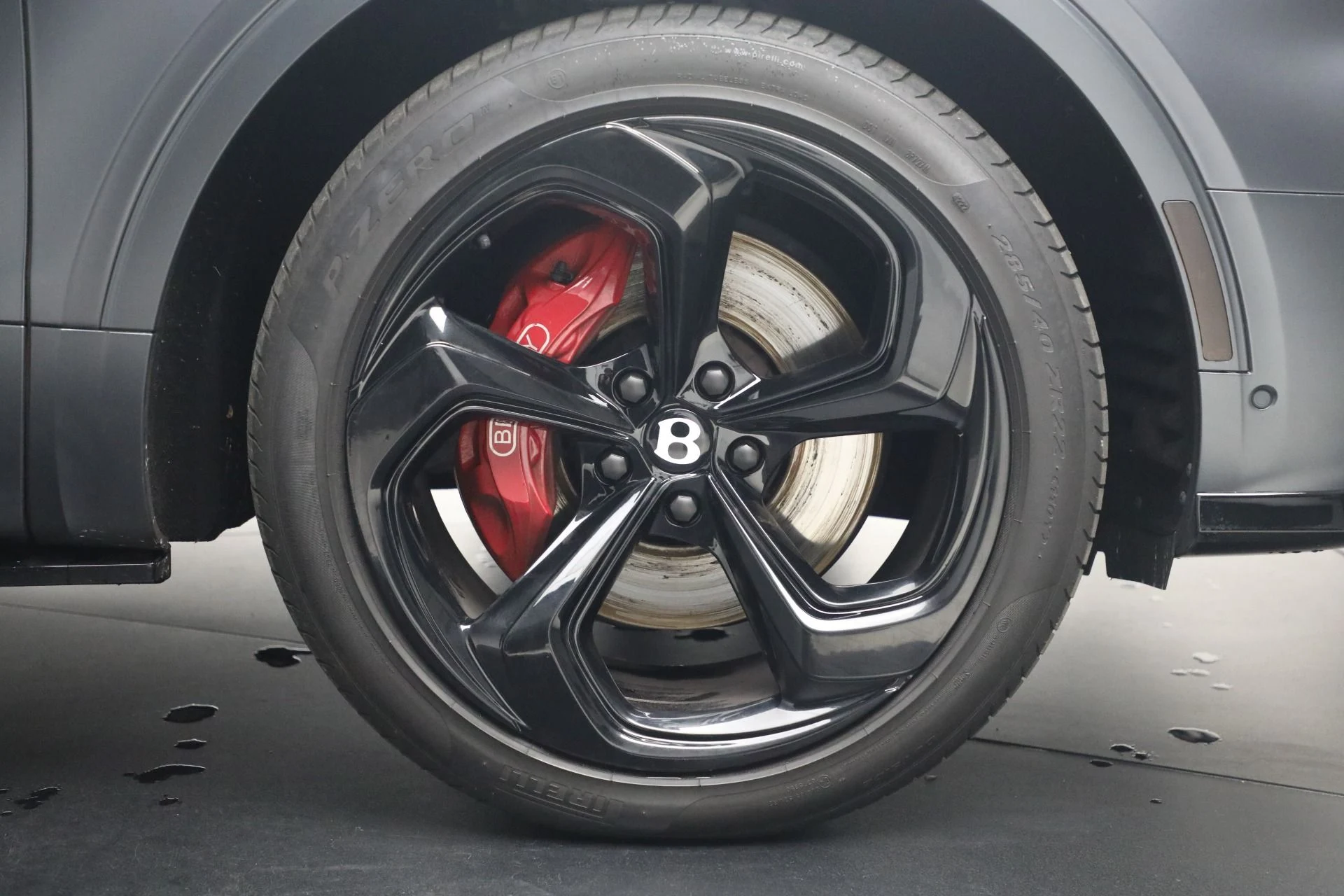 mph012_189474804_Used_2023_Bentley_Bentayga_S_V8_1764971299_831407012d