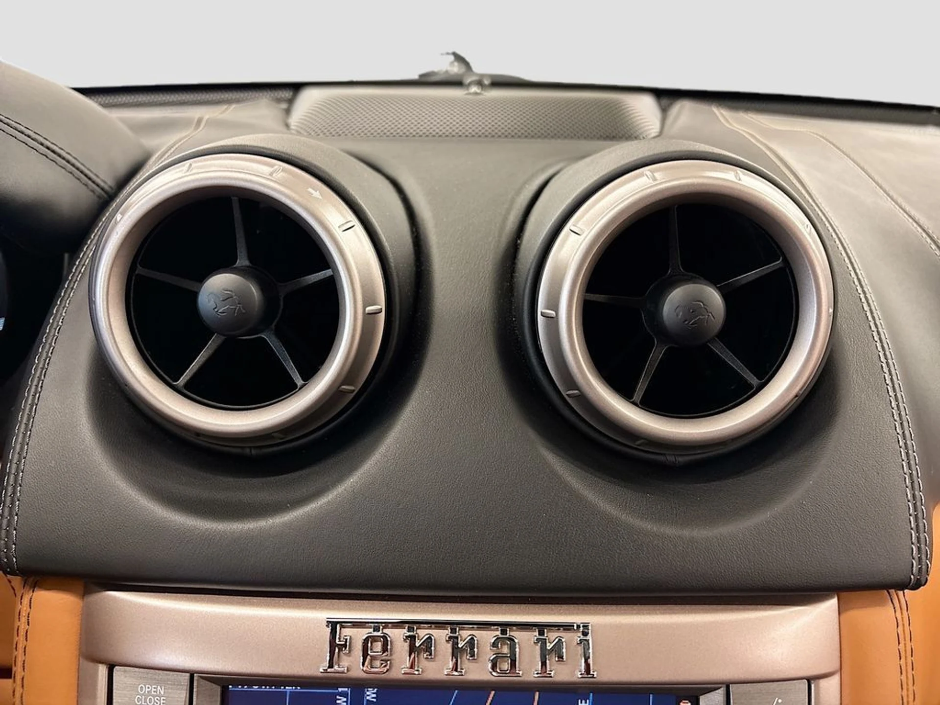 mph012_1898694504_abee25a8f6ffa94e9a3ded09dfdb7135_9881d5917d