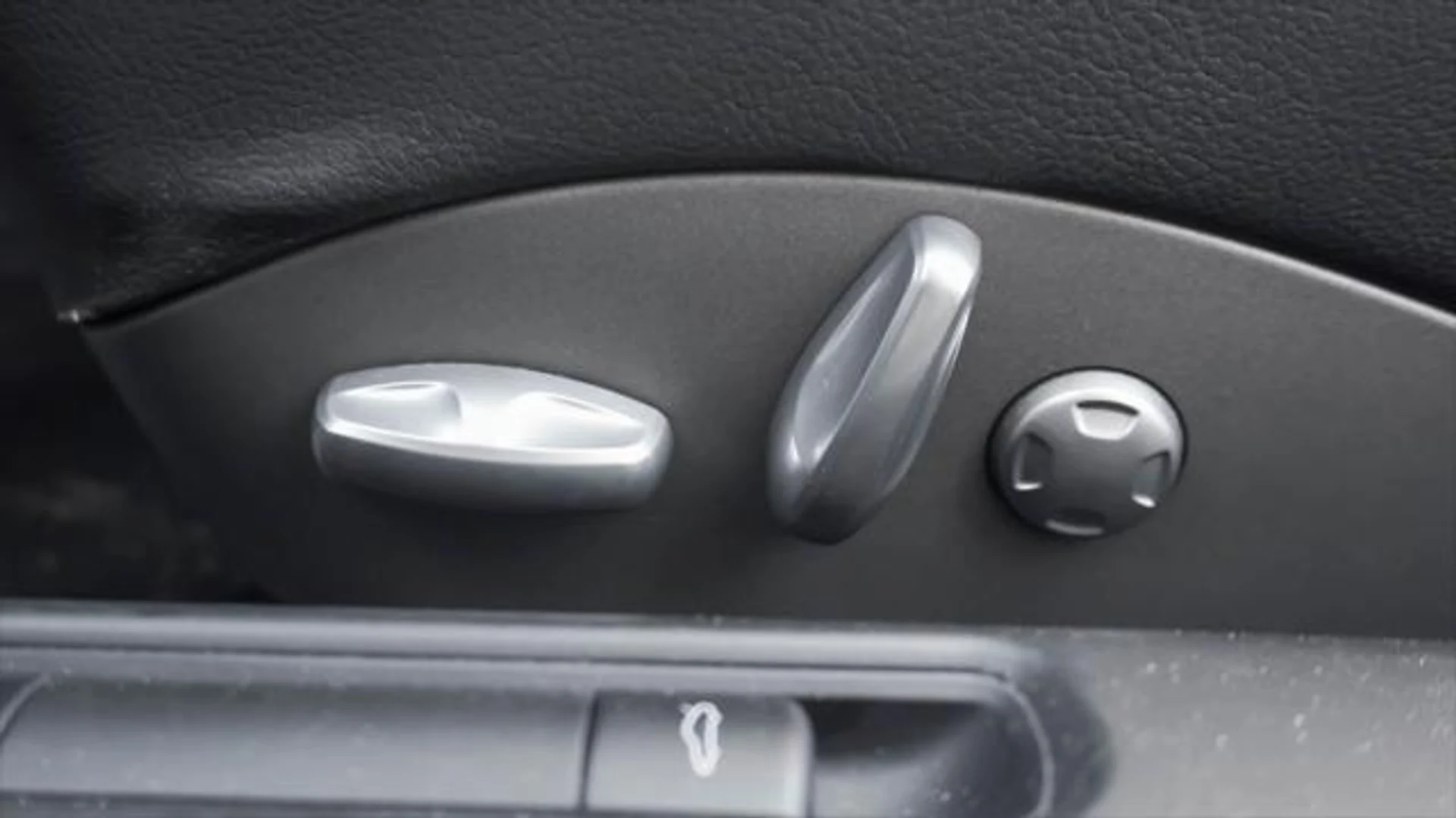 mph012_1902939353_V_Uq_f6rr3k_Li_W_Pz73e7_Bqor_Ng_2cd9707cbc