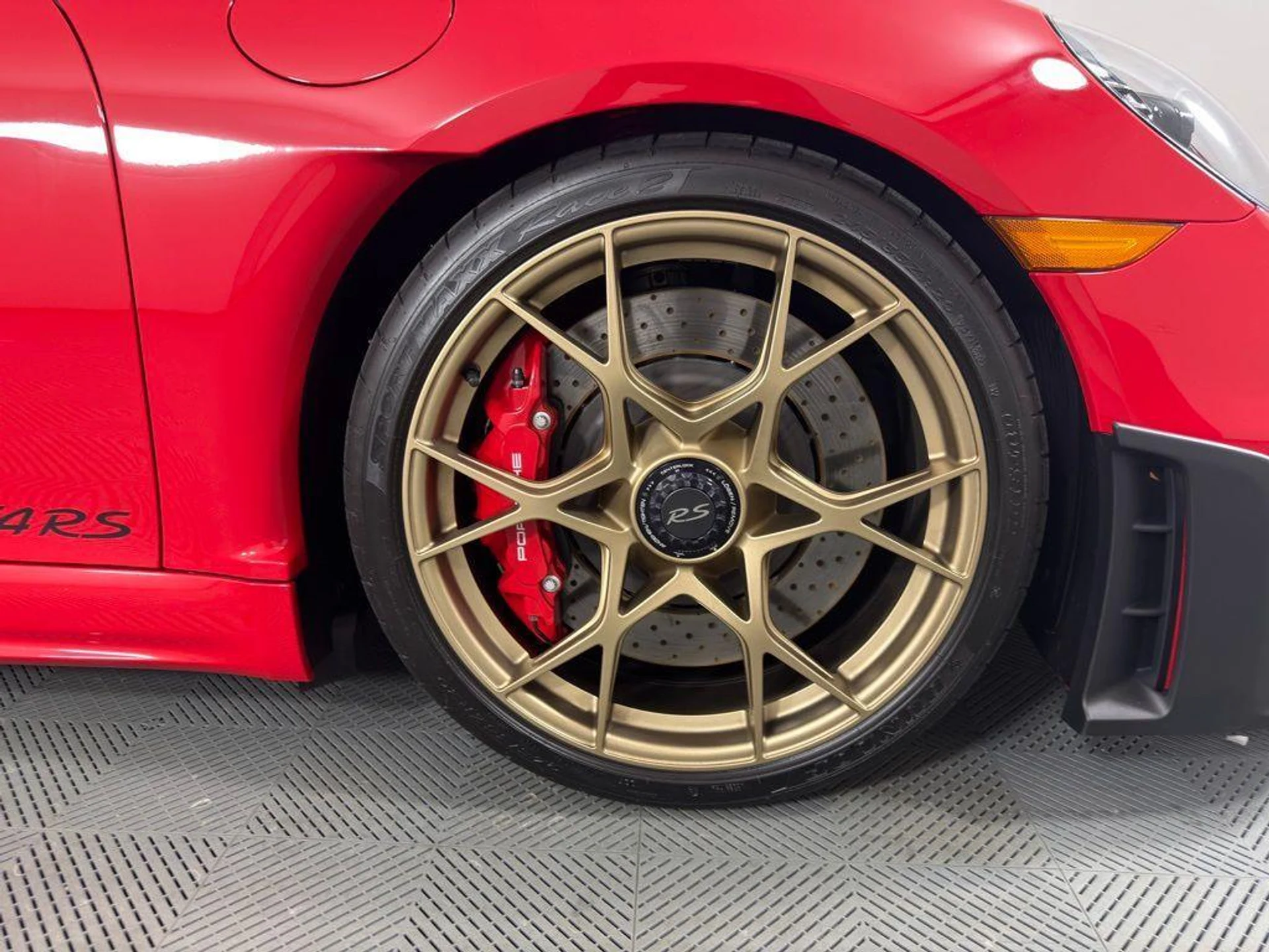 mph012_1908766599_BY_Fk_UC_9_Q_7_Kvvk_Q9p_Z_Rg_03_Xu_UU_90caa5823c