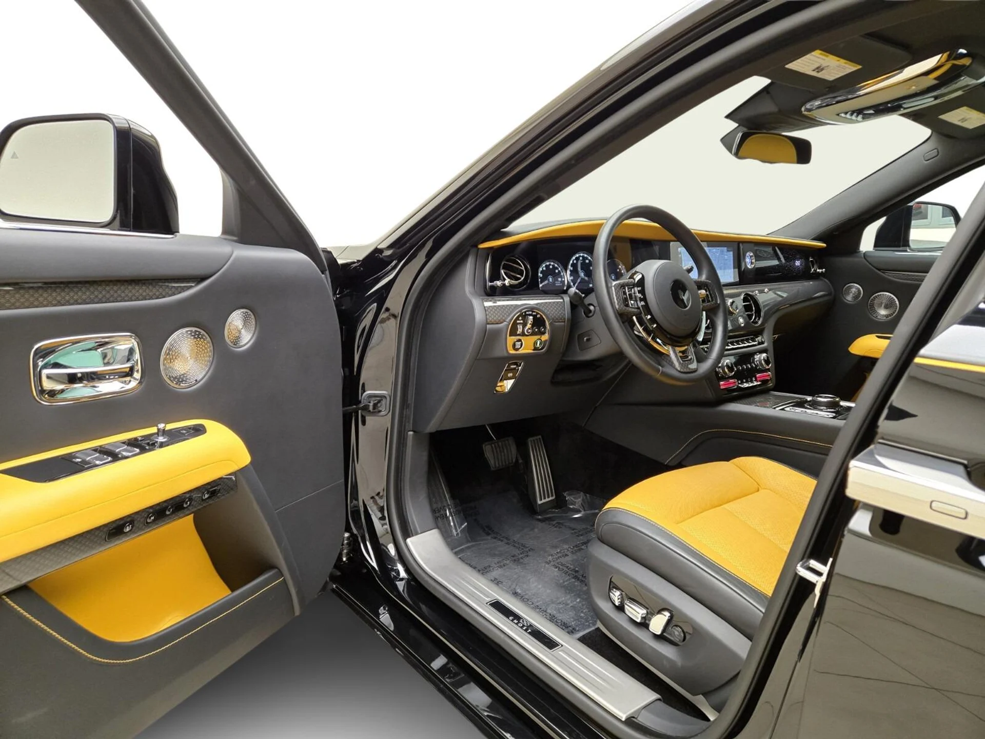 mph012_1909014171_Used_2022_Rolls_Royce_Ghost_Black_Badge_1770187630_8220b1035b