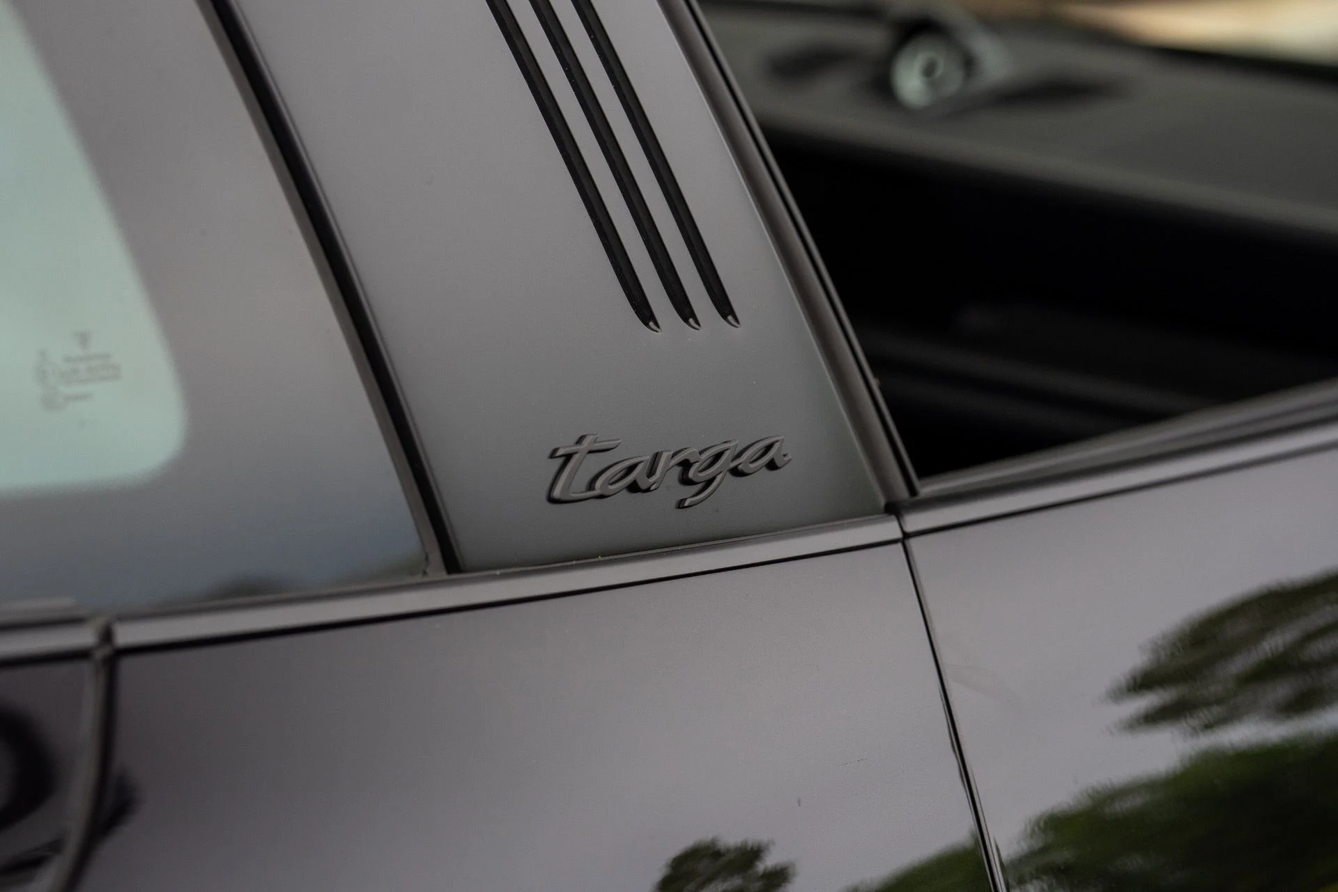 mph012_1909491691_Used_2024_Porsche_911_Targa_4_GTS_1758664261_8511fa023f