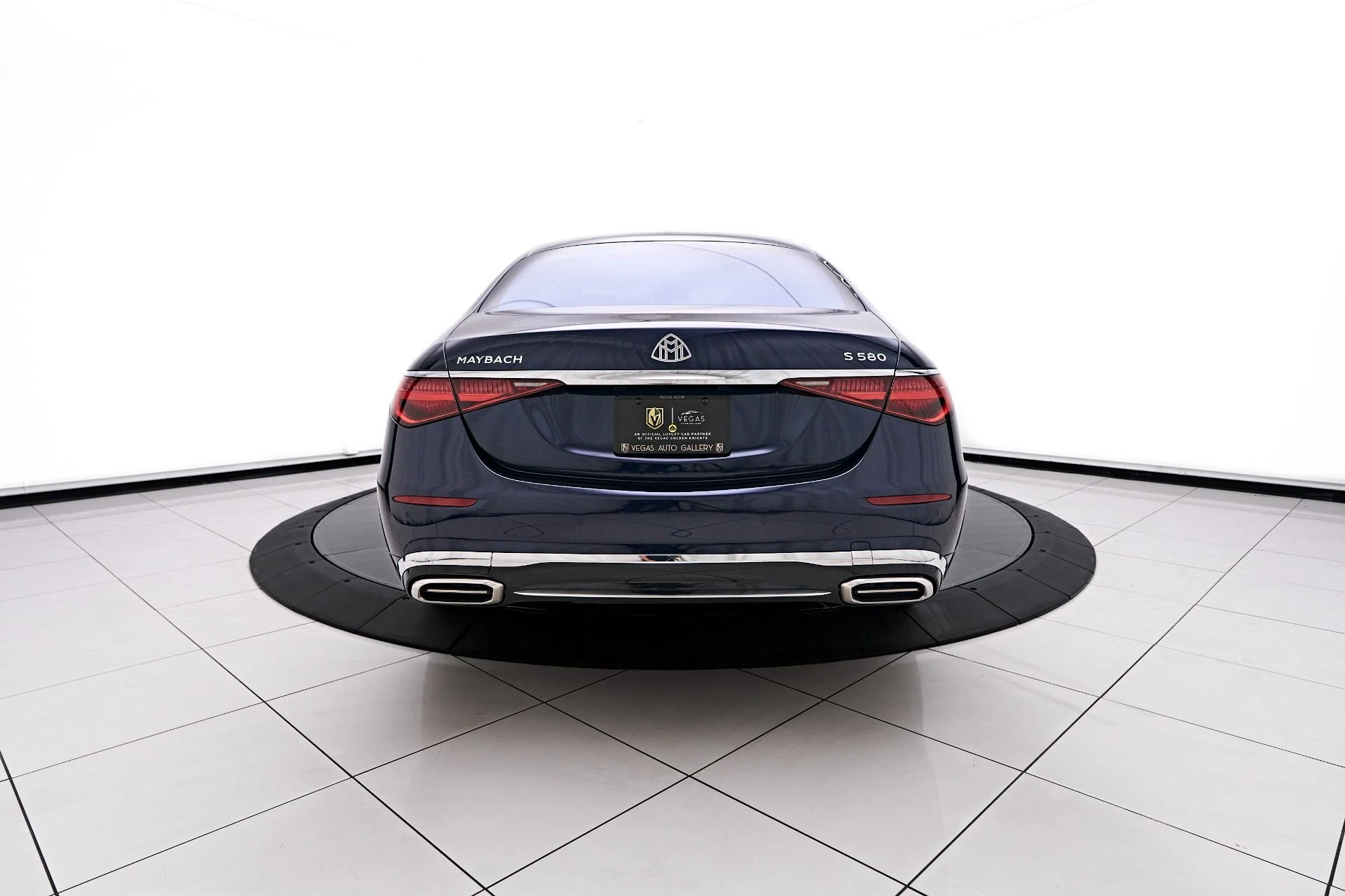 mph012_190970582_Used_2023_Mercedes_Benz_S_Class_Maybach_S_580_1755633550_c258861000