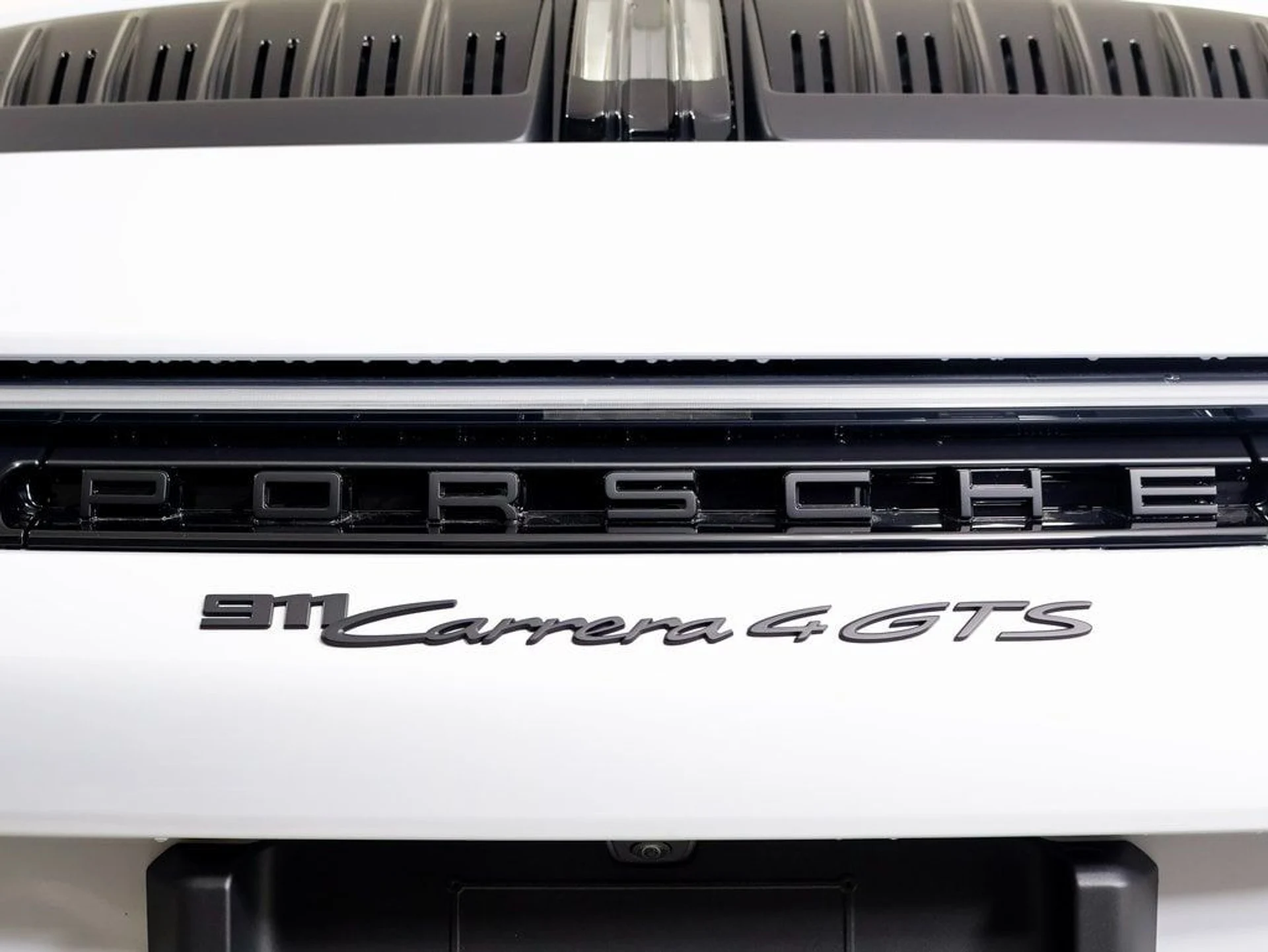 mph012_1912438151_ada8545d33fafb5badb382bdcdd876b3x_18eaeca70a