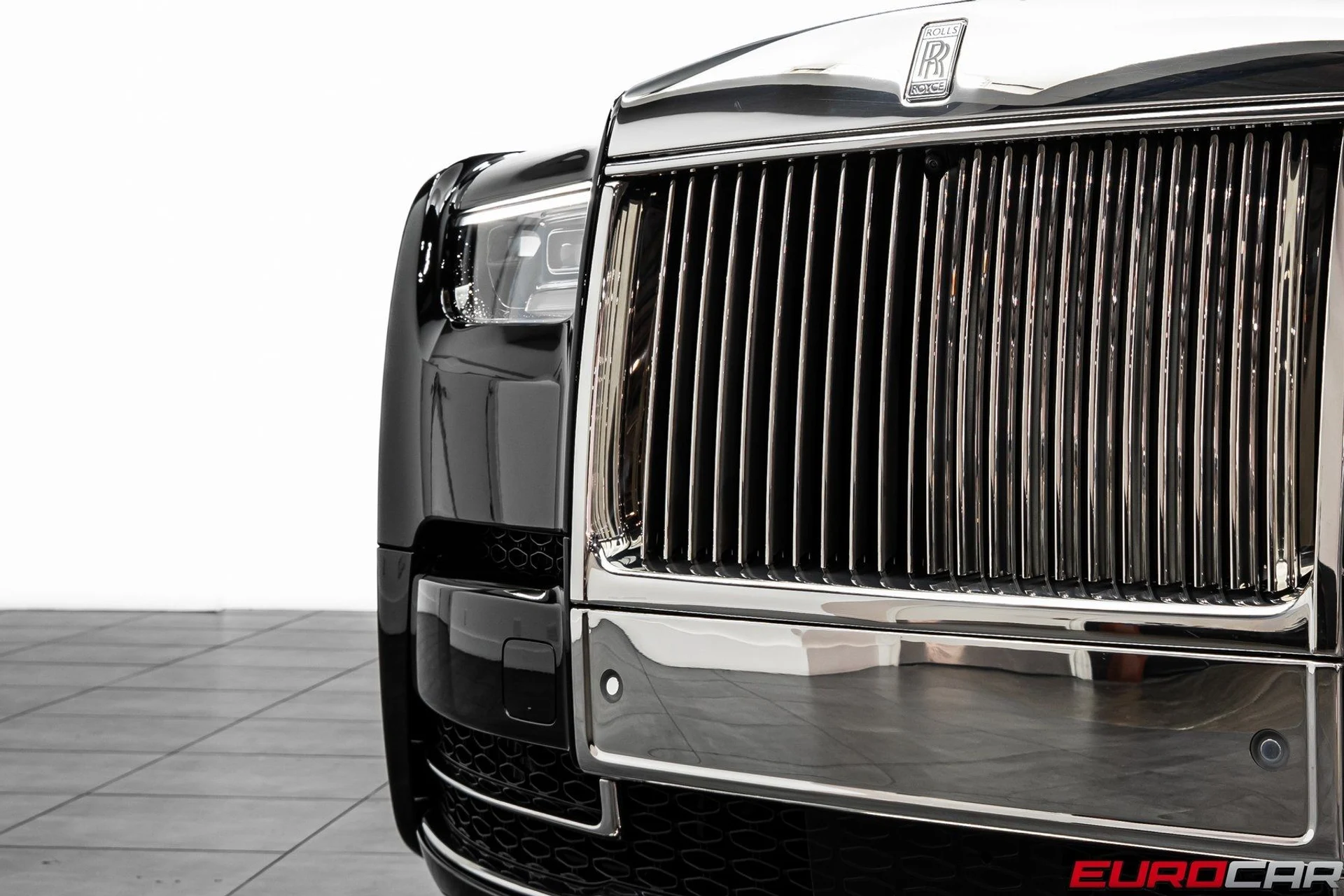 mph012_1914608897_image_13_52130db529