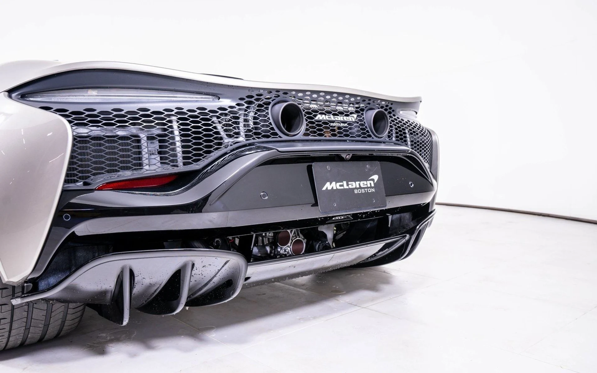 mph012_1914619836_5db4e41b7181d85efb288e9d033f4890x_eed1c52d50