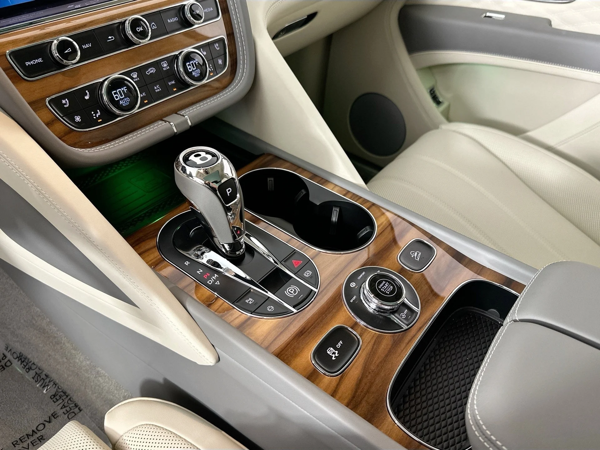 mph012_191626488_13_c975682547