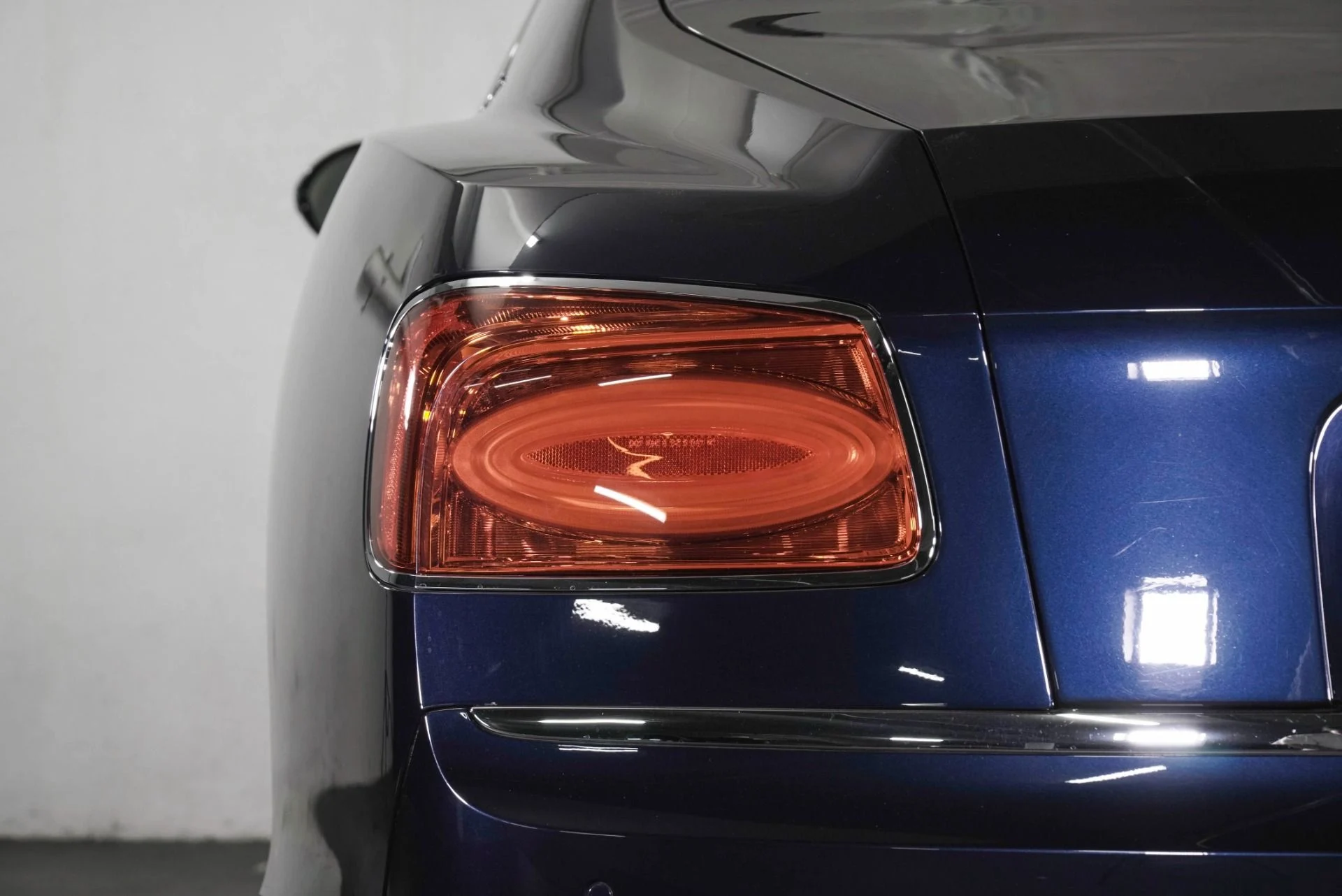 mph012_1917018991_Used_2014_Bentley_Flying_Spur_1787320963_b7beff2956