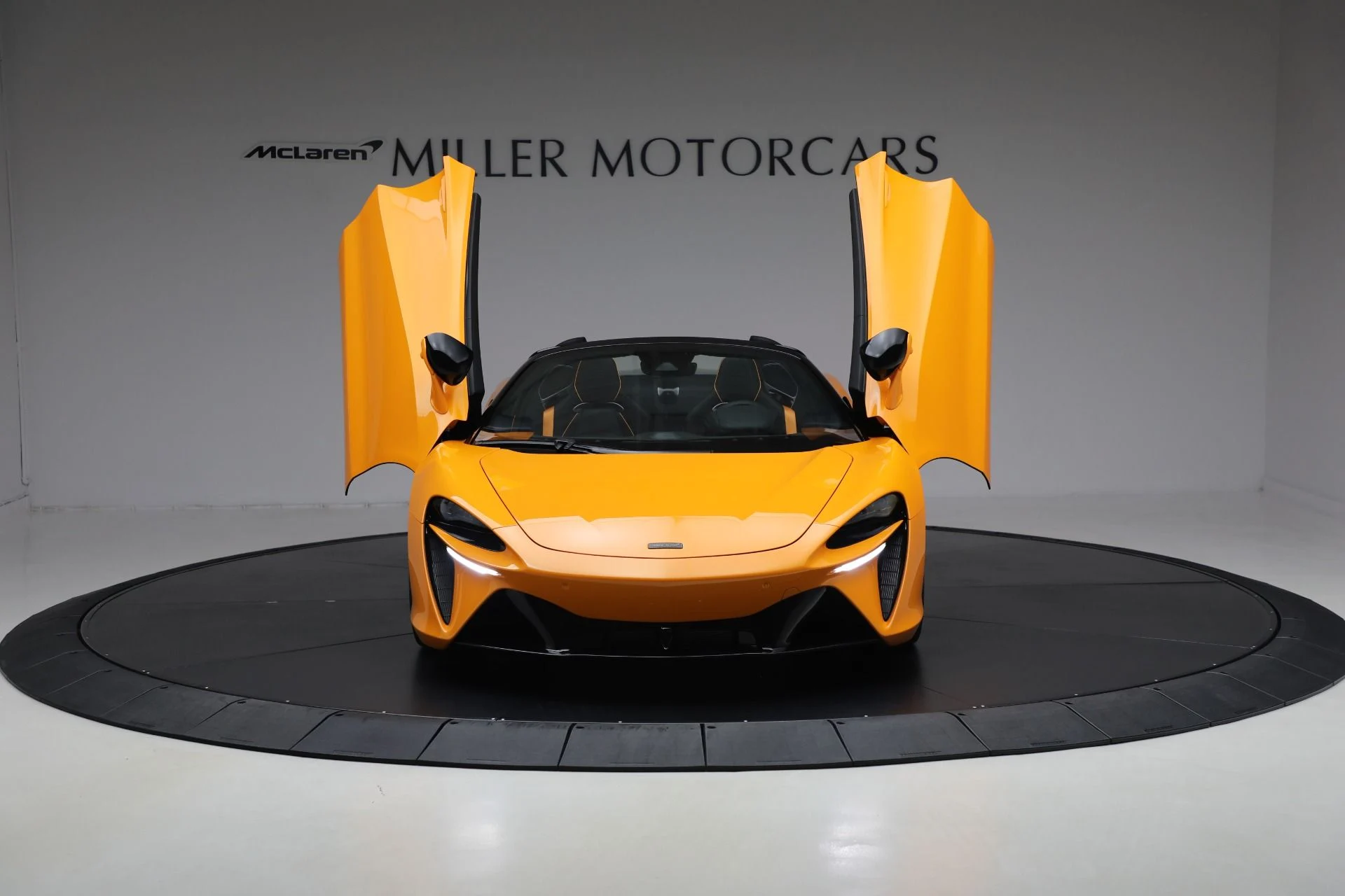 mph012_1921887057_New_2026_Mc_Laren_Artura_Spider_Tech_Lux_1a687578fd