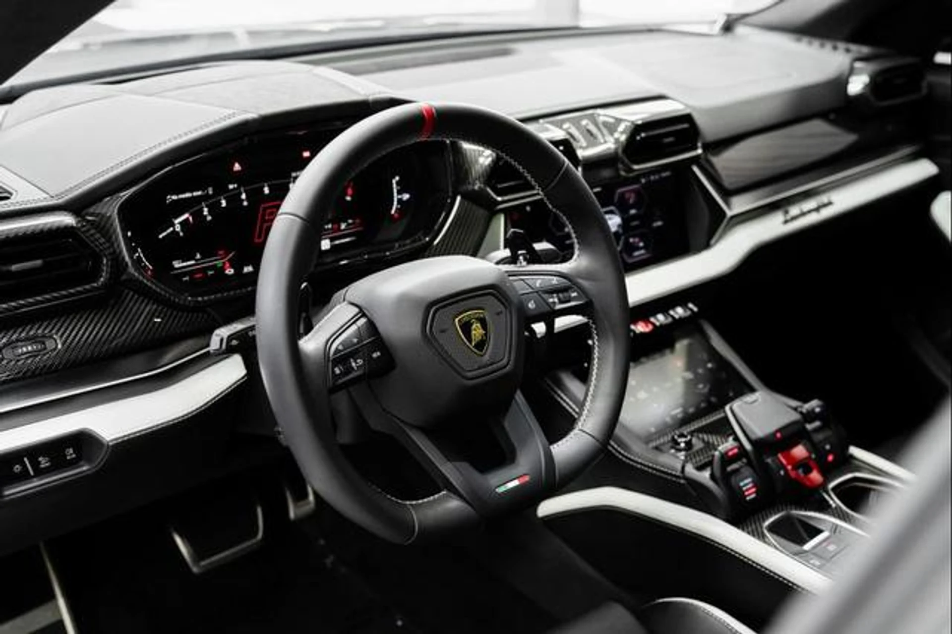 mph012_1922927351_KIL_Lnq9o7_X0_Qb2_Sunf_HP_70_E_Ez_BI_741b6deda7