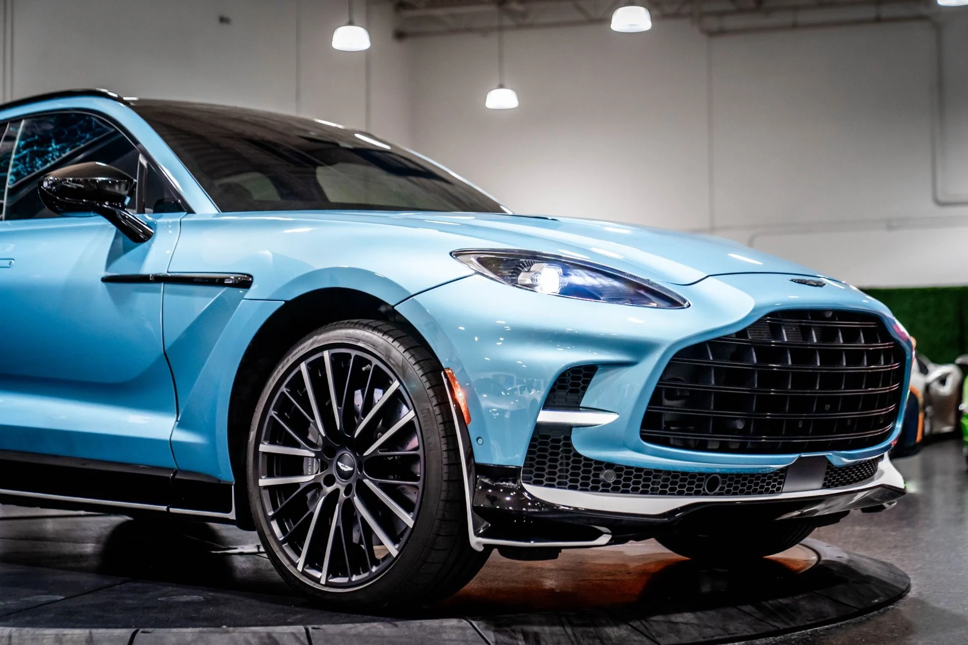 mph012_1925597133_Used_2023_Aston_Martin_DBX_707_287586_MSRP_WARRANTY_OCT_2026_1787152917_50da3cc1d2