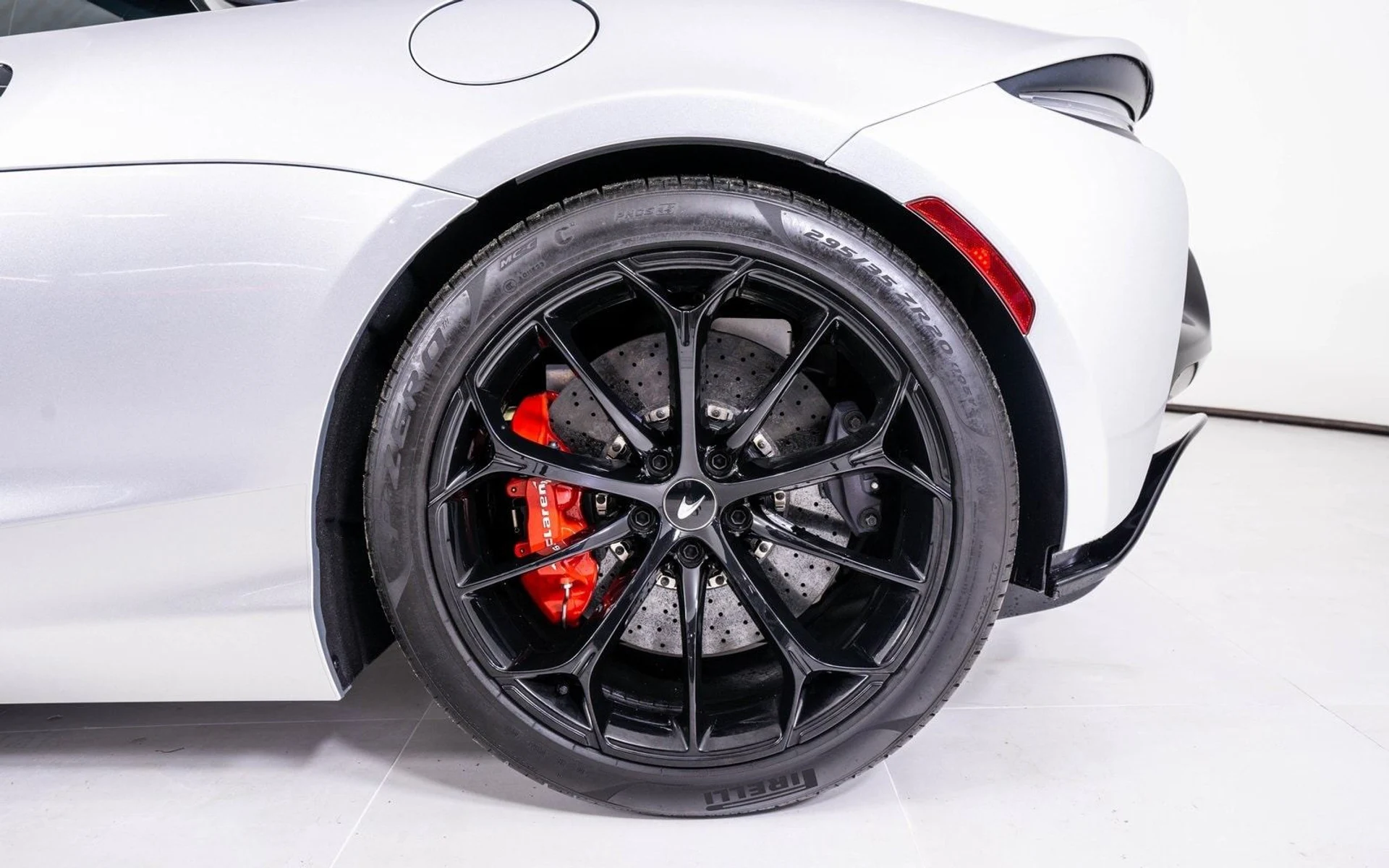 mph012_1925898078_7b6ea26d16ae3a2167fdf282e6257571x_73f1d13252