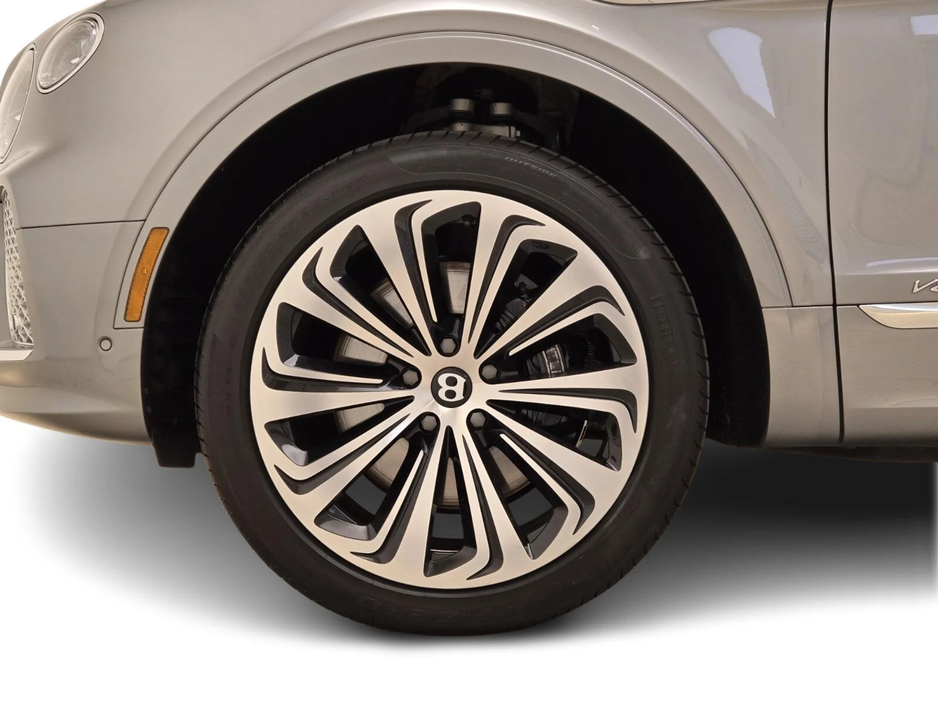 mph012_1933249111_Used_2022_Bentley_Bentayga_V8_1766558880_e52cb24031