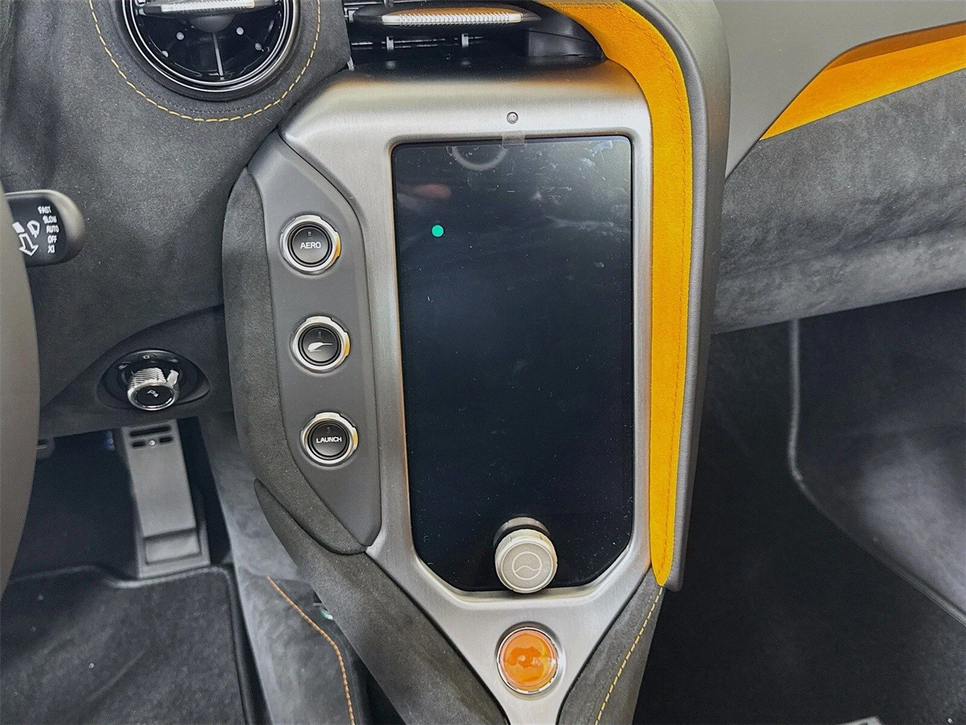 mph012_1945837242_bda0e5bfa841d2a22f57161a97512959x_c84a765d34