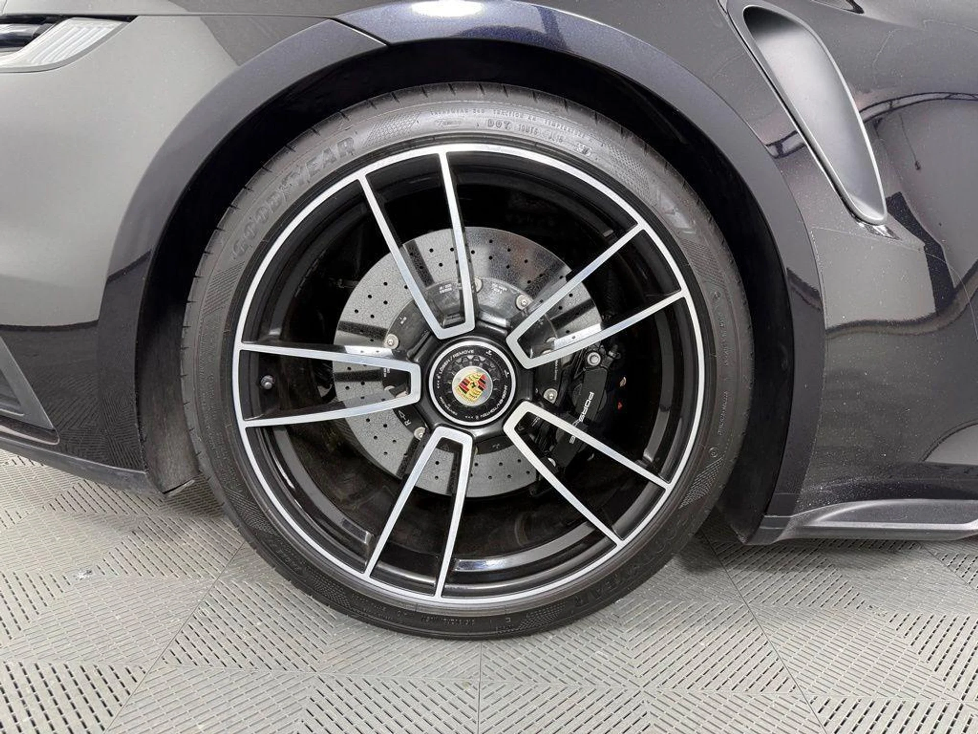 mph012_1946352595_g_Irn_LI_xd_POG_So_g_T84_WO_Ugh_U3_Q_d12fcee8bb