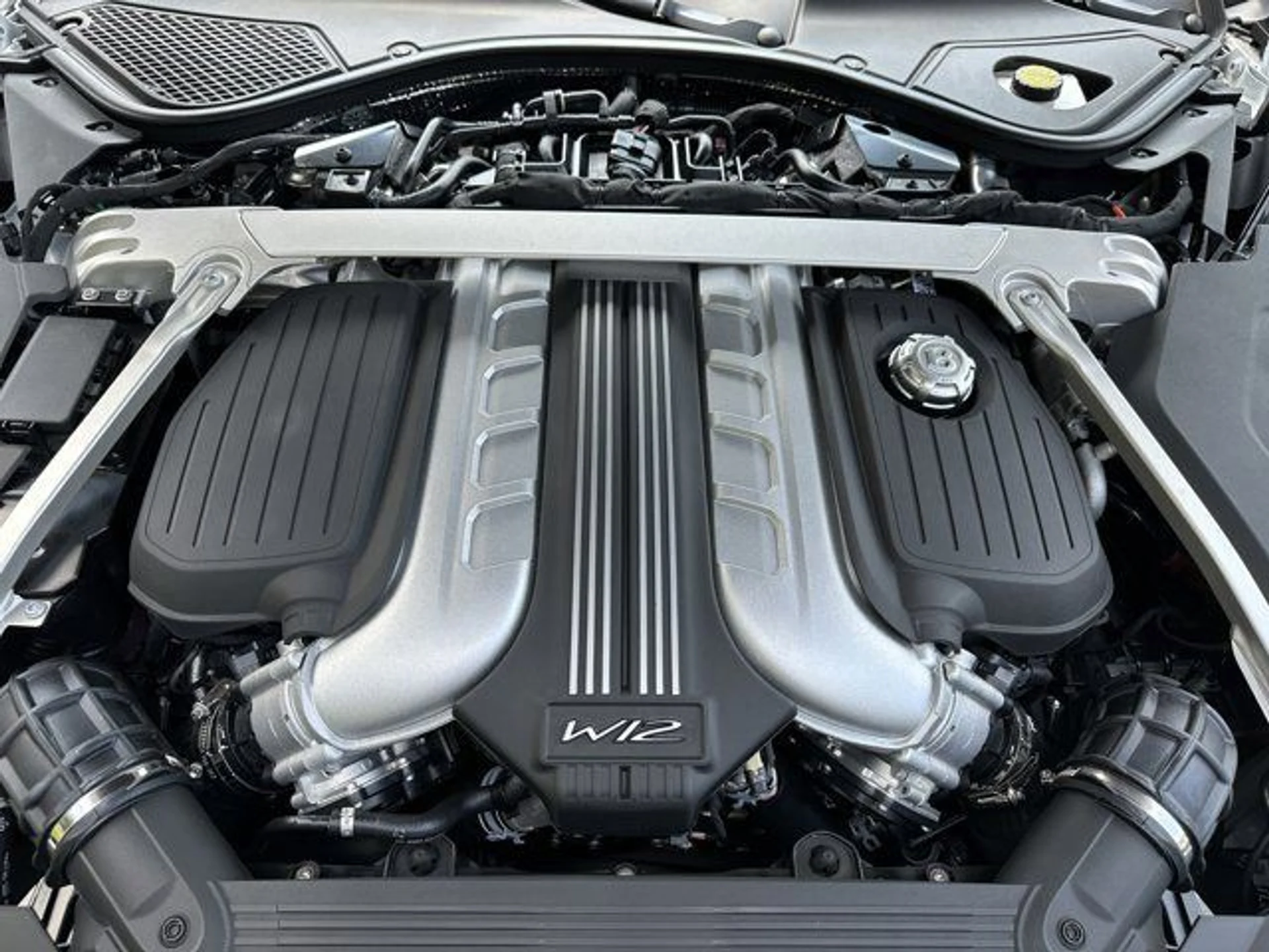 mph012_196036517_8207fbb8b0f44f2b8678206697a17605_a0cabbc33b