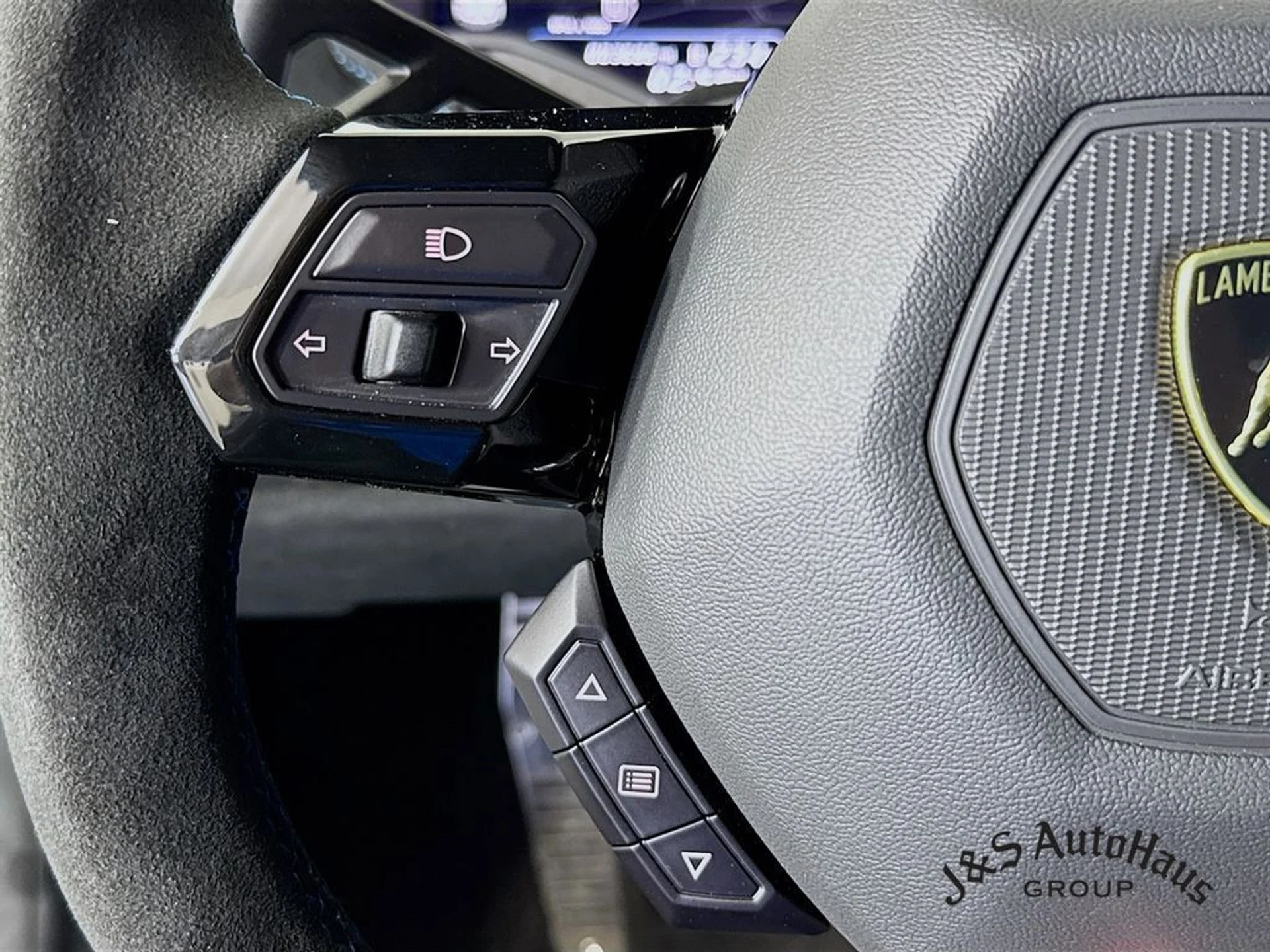 mph012_1963139106_u40unkbggkopuw7mpz48myop3fk0_a387d32063