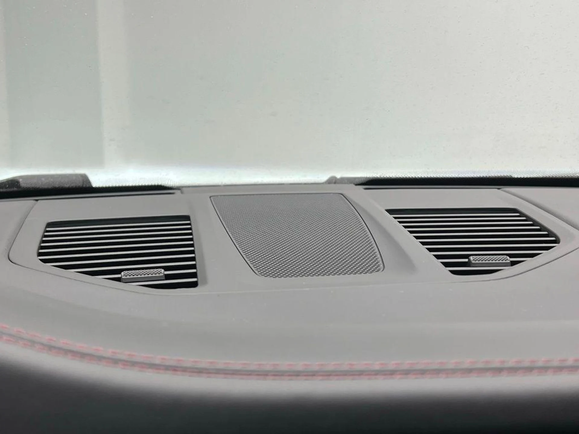 mph012_1963141298_Fwp_X5_R_l5_UE_2_L2h_Fa_Qx_Adi_Qw0_M_c7aa45971f