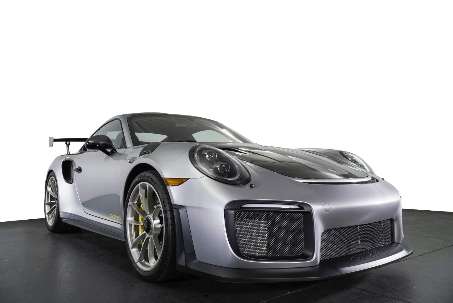 mph012_1967373023_Used_2018_Porsche_911_GT_2_RS_1779312801_16004edb13