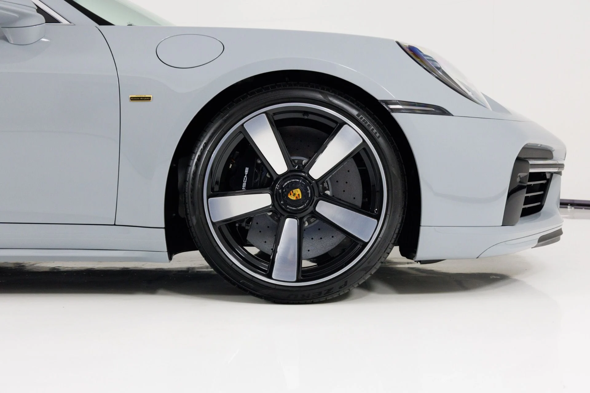 mph012_1972428172_Used_2023_Porsche_911_Sport_Classic_1775497635_7ad6ee1b23