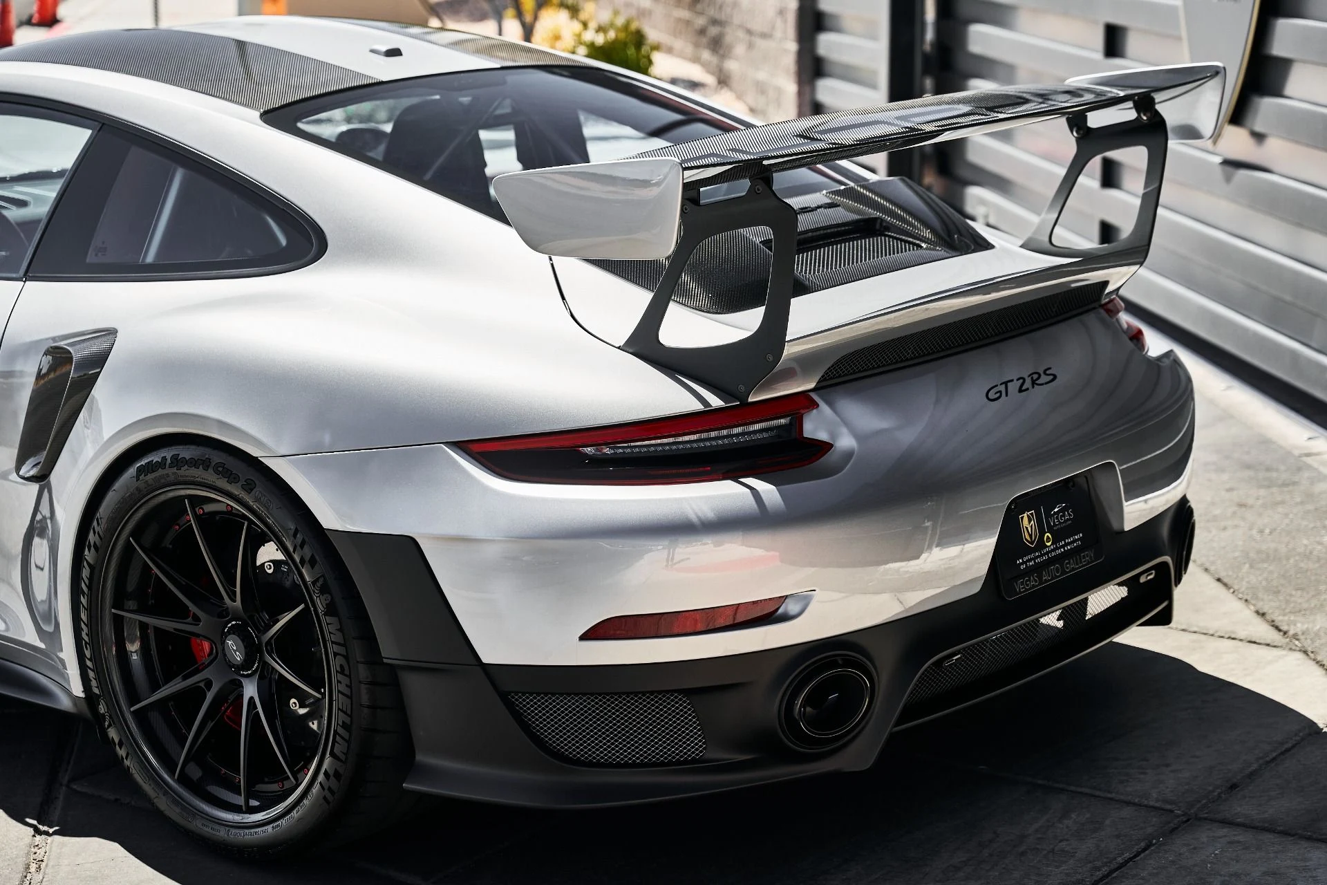 mph012_1989136486_Used_2019_Porsche_911_GT_2_RS_1788559151_ed5a1f0f69