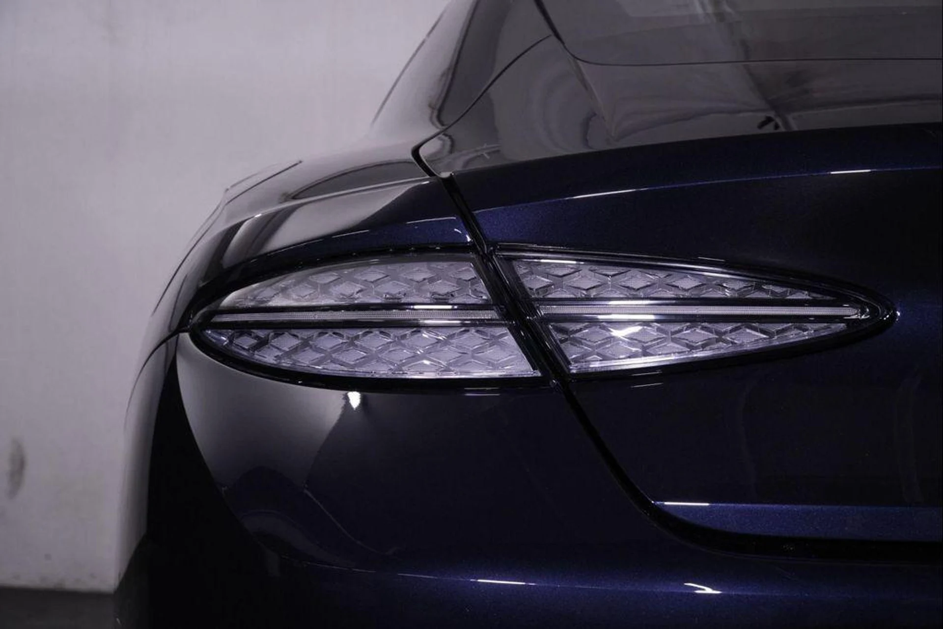 mph012_1993601344_Ff1_Ppaf_KU_32_Co_DU_En9_Lz_Np_ZZ_548_62b1154378