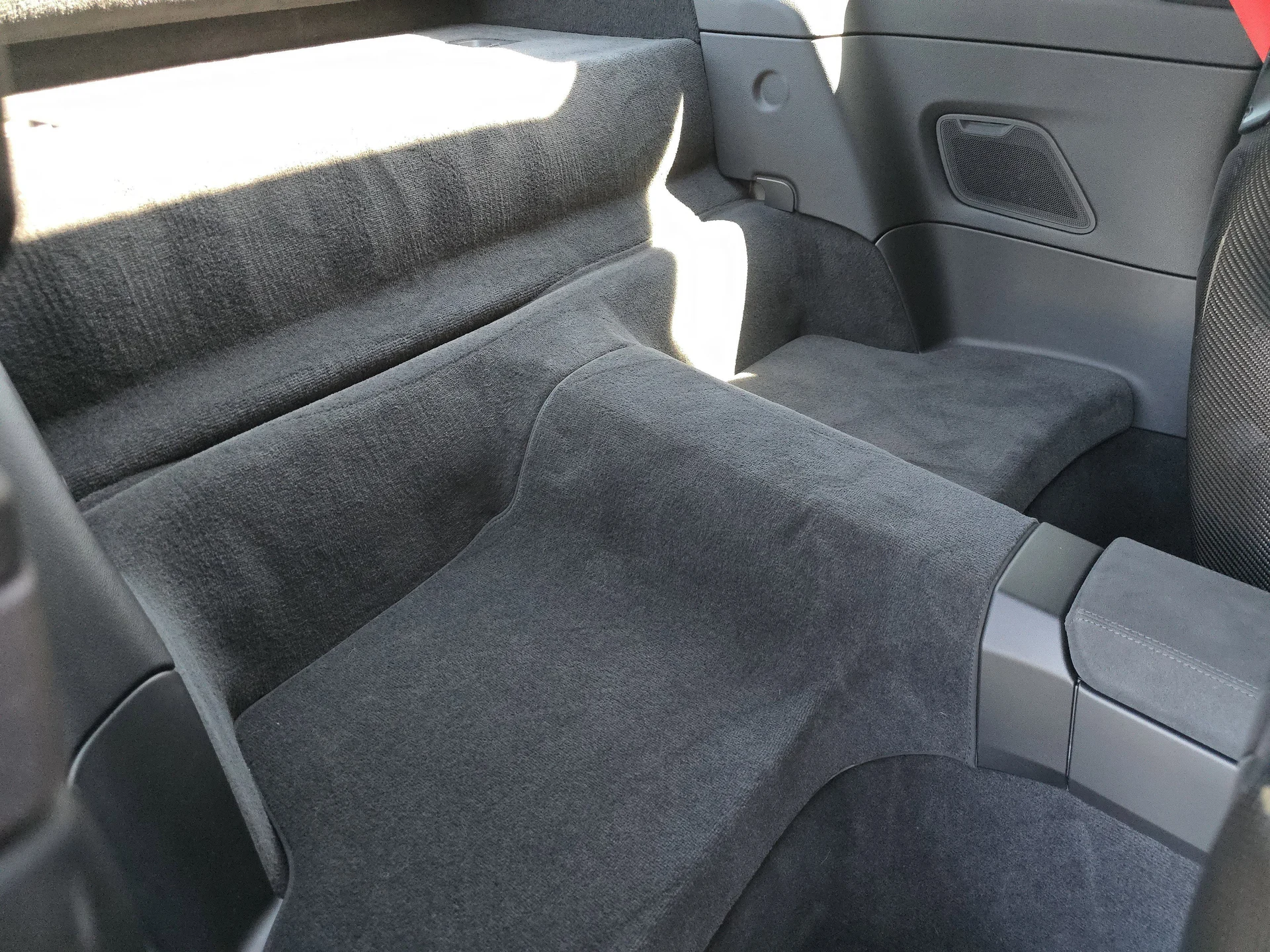 mph012_1994757772_637eafed9f34e449db3df1226e90c2b1_c67f8bc669