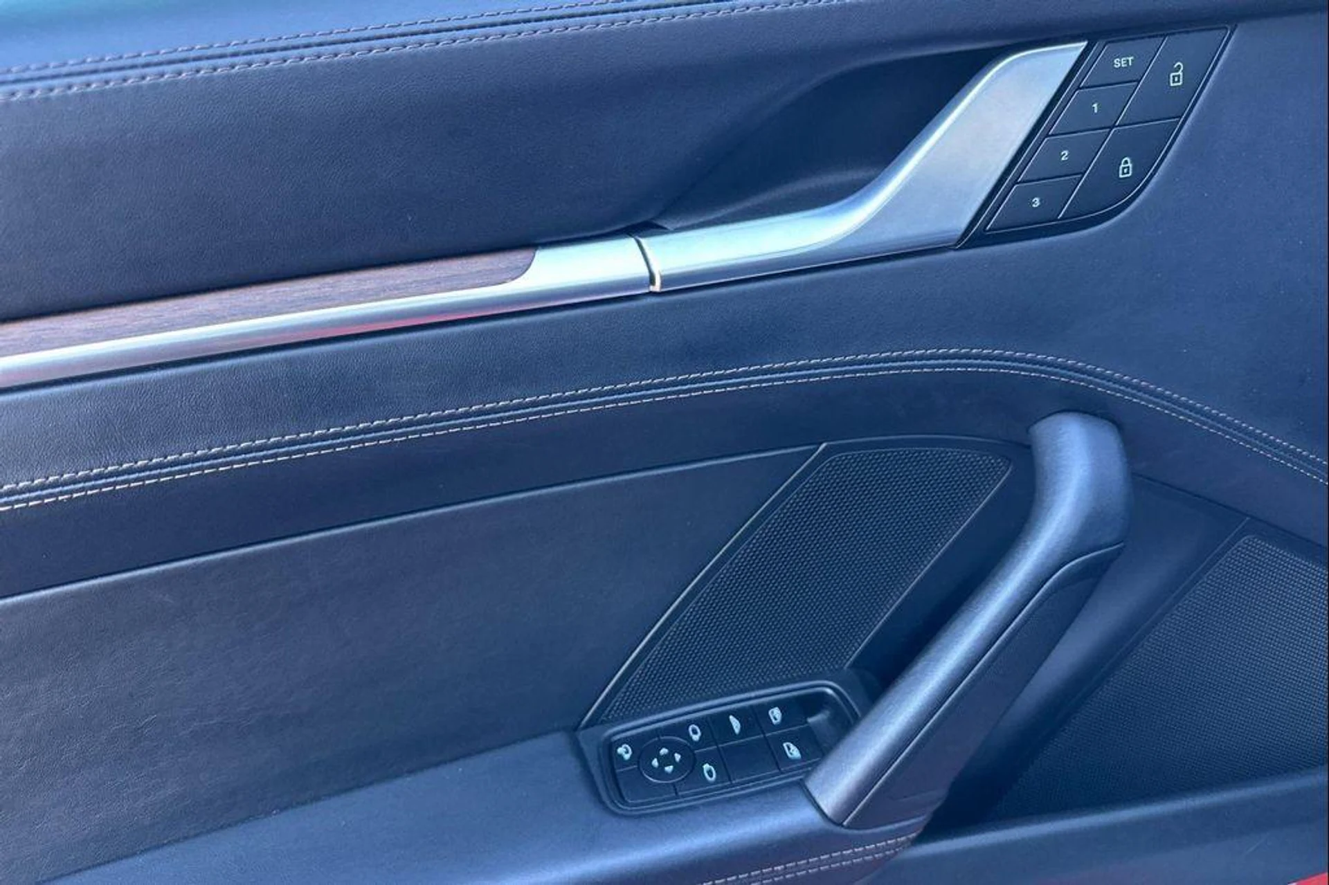 mph012_1997772795_Tn_V_Nzfdrfu_Br_T_Tws124d_BU_5g_S1s_7cdebac2cc