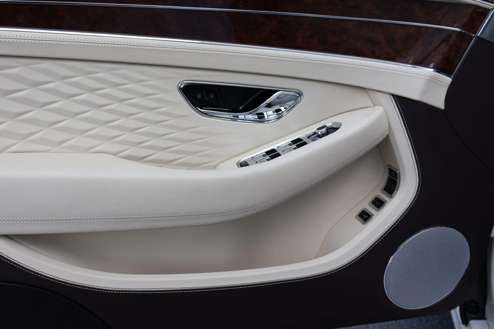 mph012_2010699303_13_9edf11b52b