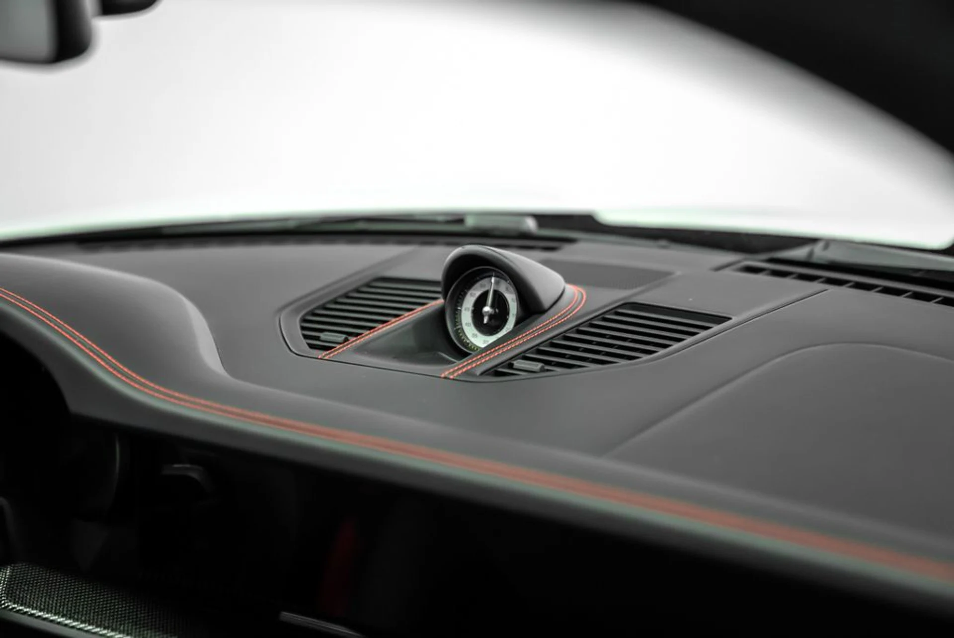 mph012_2019075342_porsche_911_2022_a4200d0bf3