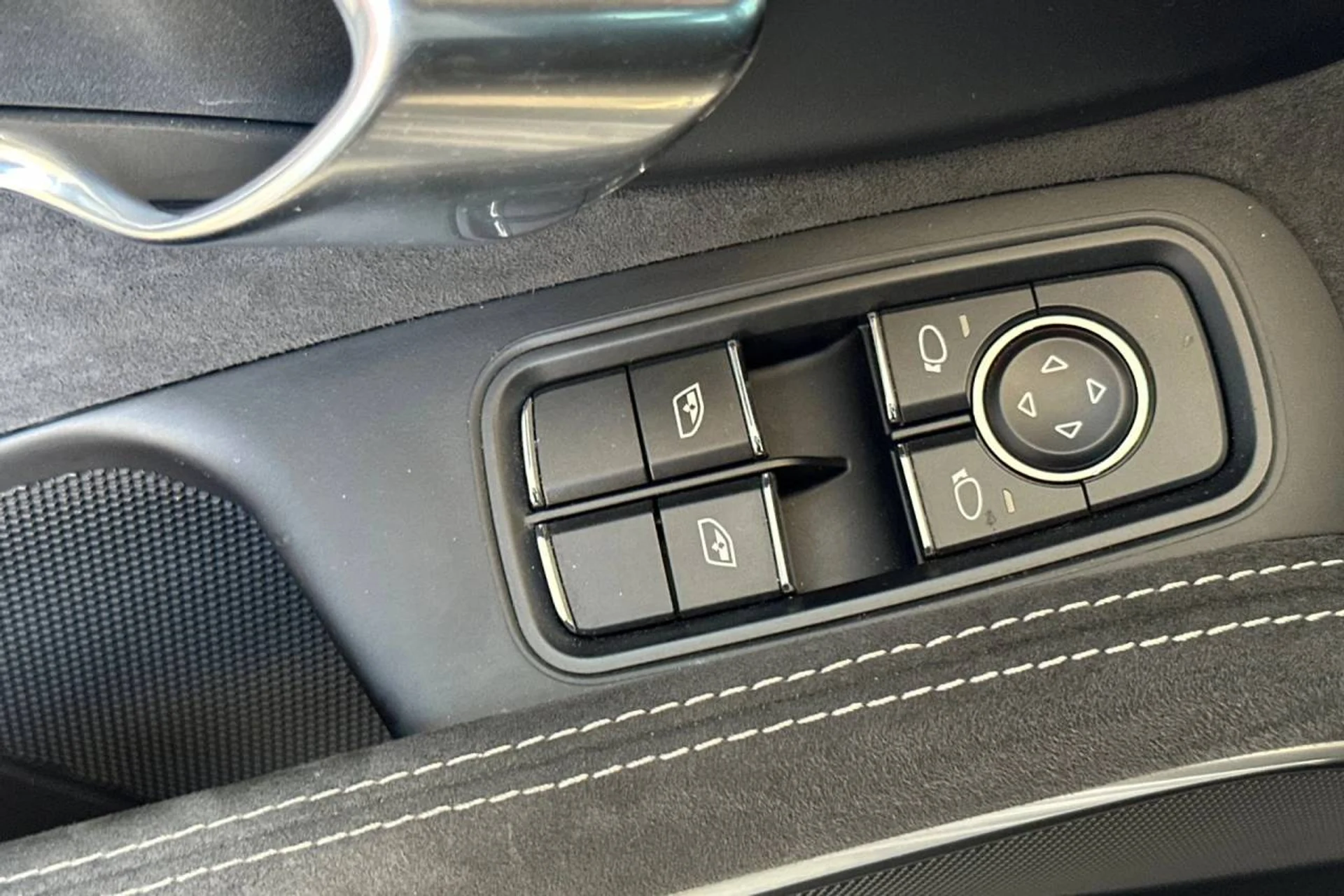 mph012_2021971230_1280_0f9643717b