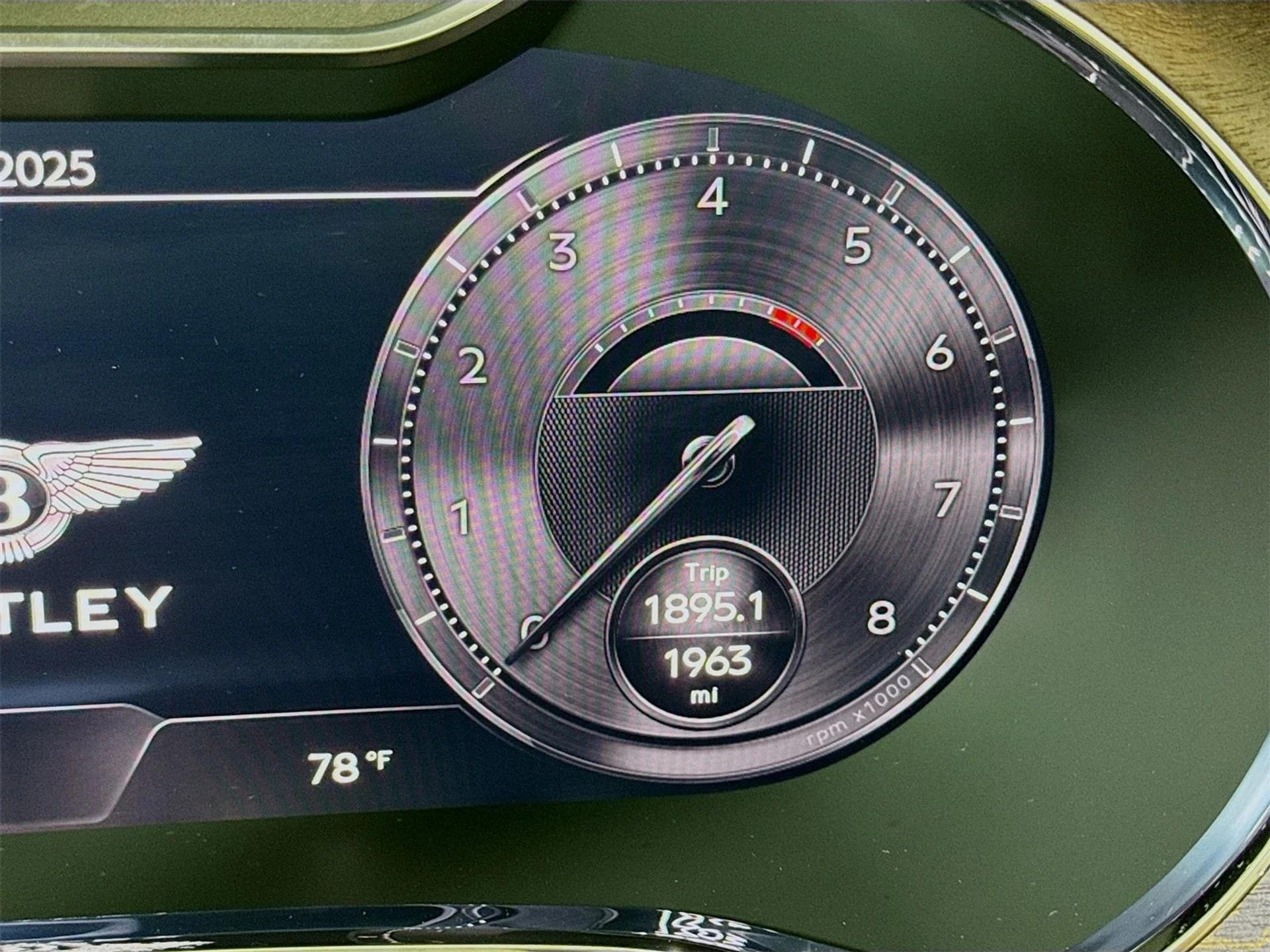 mph012_2022633944_b127f87dbbfe917267db12e15258f26cx_a9c52fcbb1