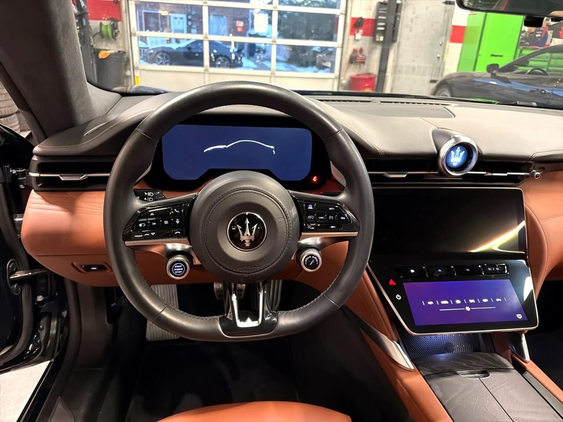 mph012_2028531237_639015868507275950_c5371079f4