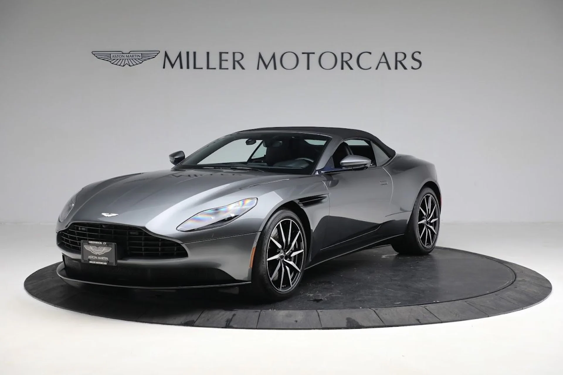 mph012_2031358316_Used_2020_Aston_Martin_DB_11_Volante_Convertible_1682724442_a7f60b4c47