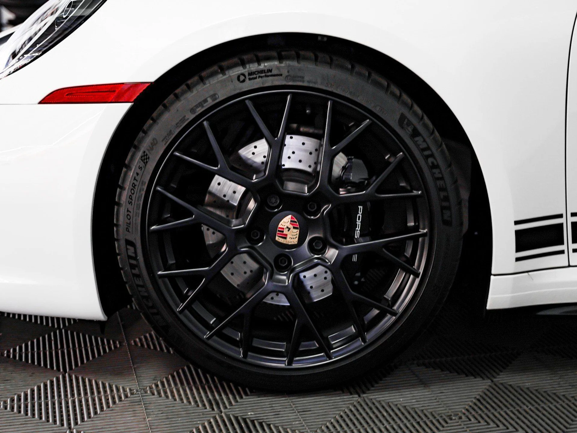 mph012_2031598634_cba76380680505b74fb0cbe94d477e58_39c914e6d9