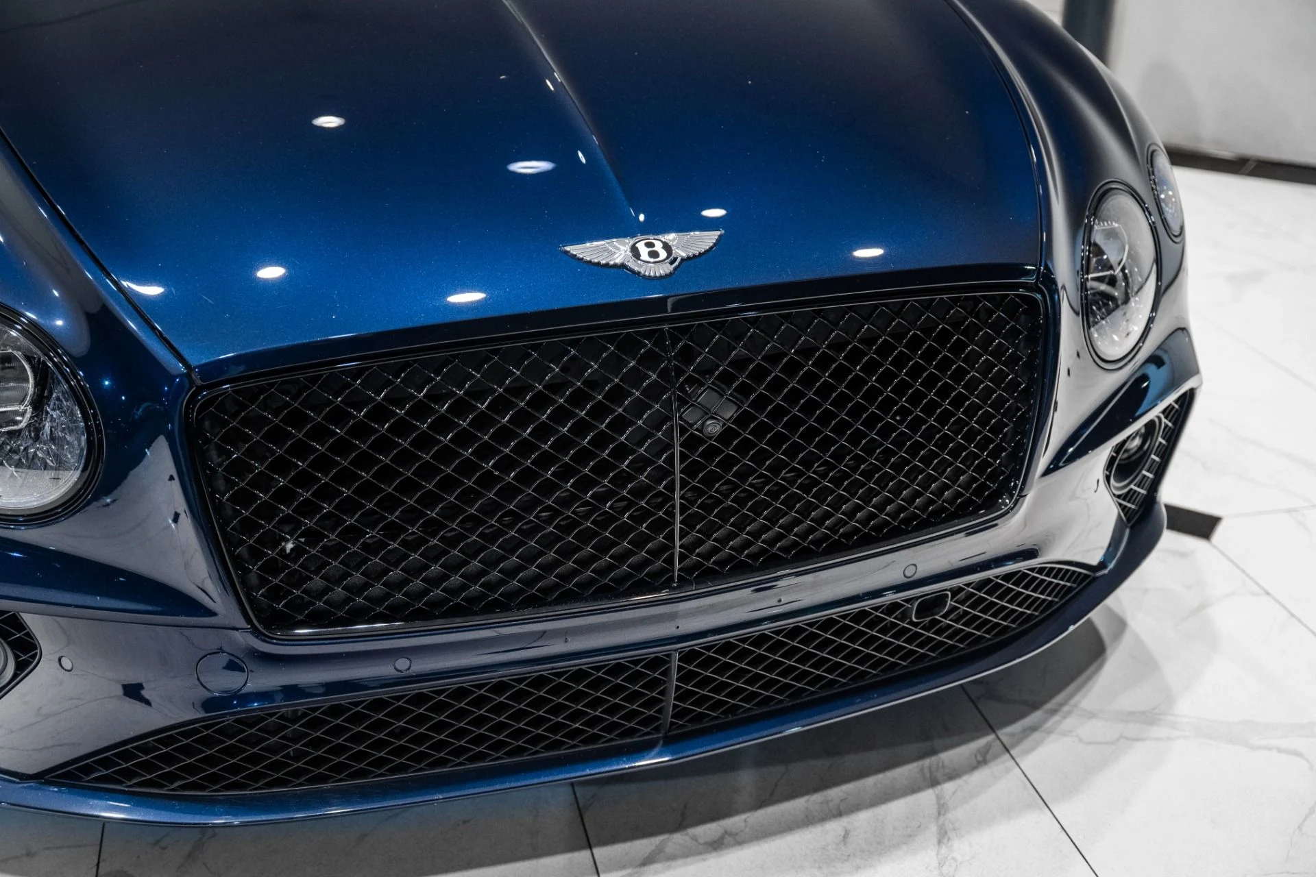 mph012_2040283394_Used_2022_Bentley_Continental_GT_V8_1792760258_49173c813f