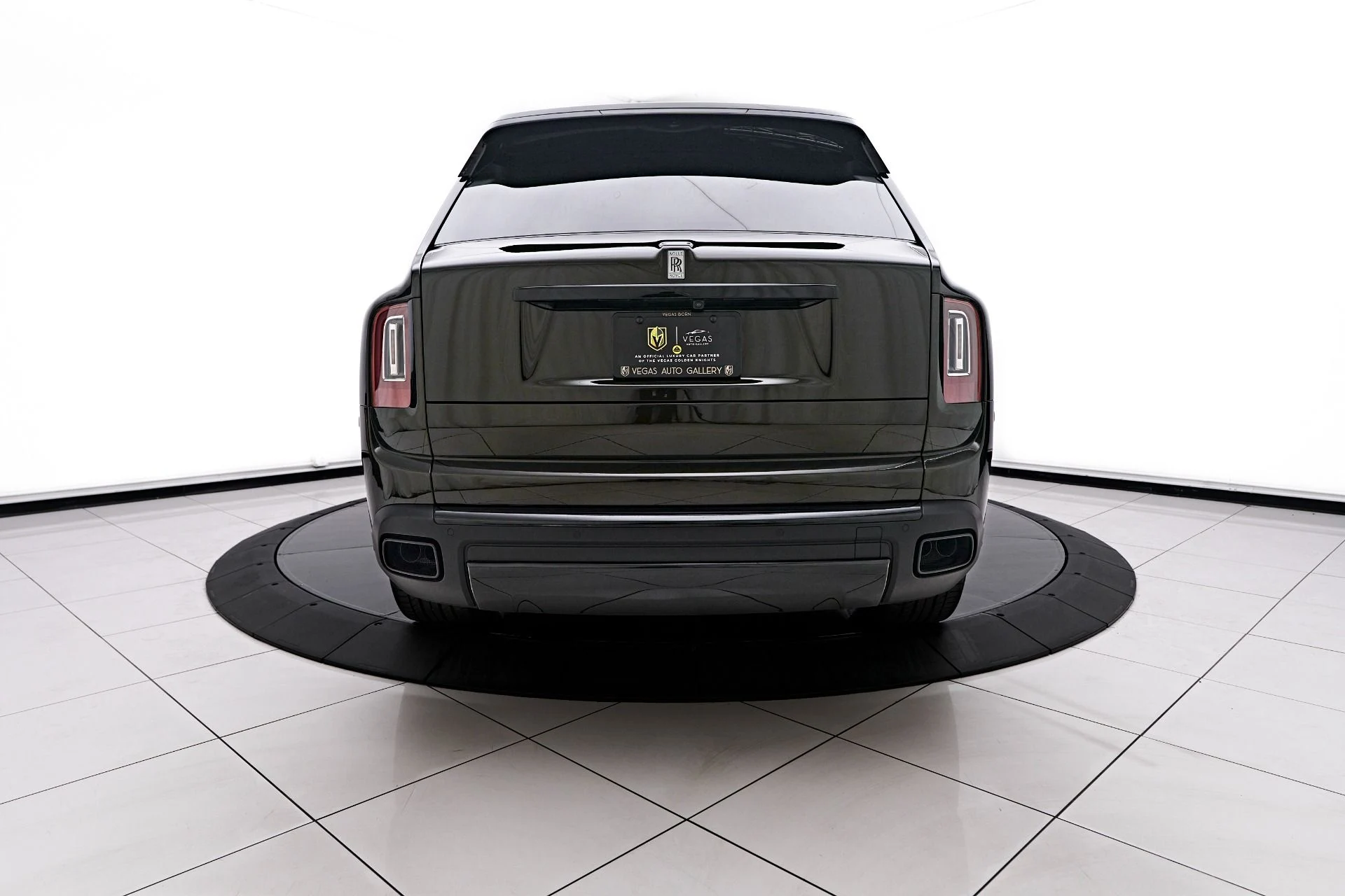 mph012_2041003825_Used_2024_Rolls_Royce_Cullinan_Base_1757032533_5f921999cf