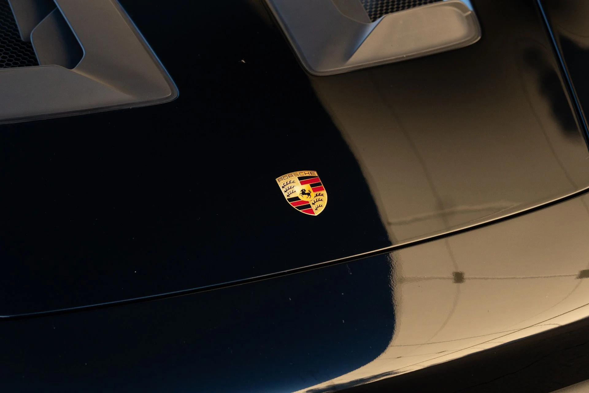 mph012_204254719_Used_2025_Porsche_911_GT_3_RS_1770101342_c32413fe3c