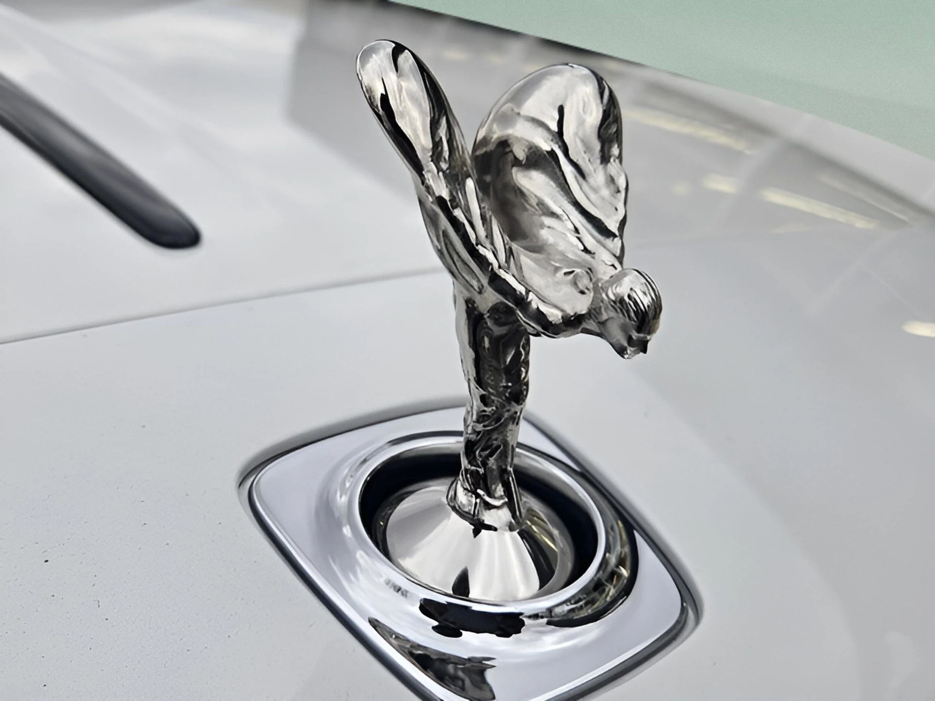 mph012_2044395281_f22805fb0bf278140284fe6b8d495a7dx_eb137a0d83